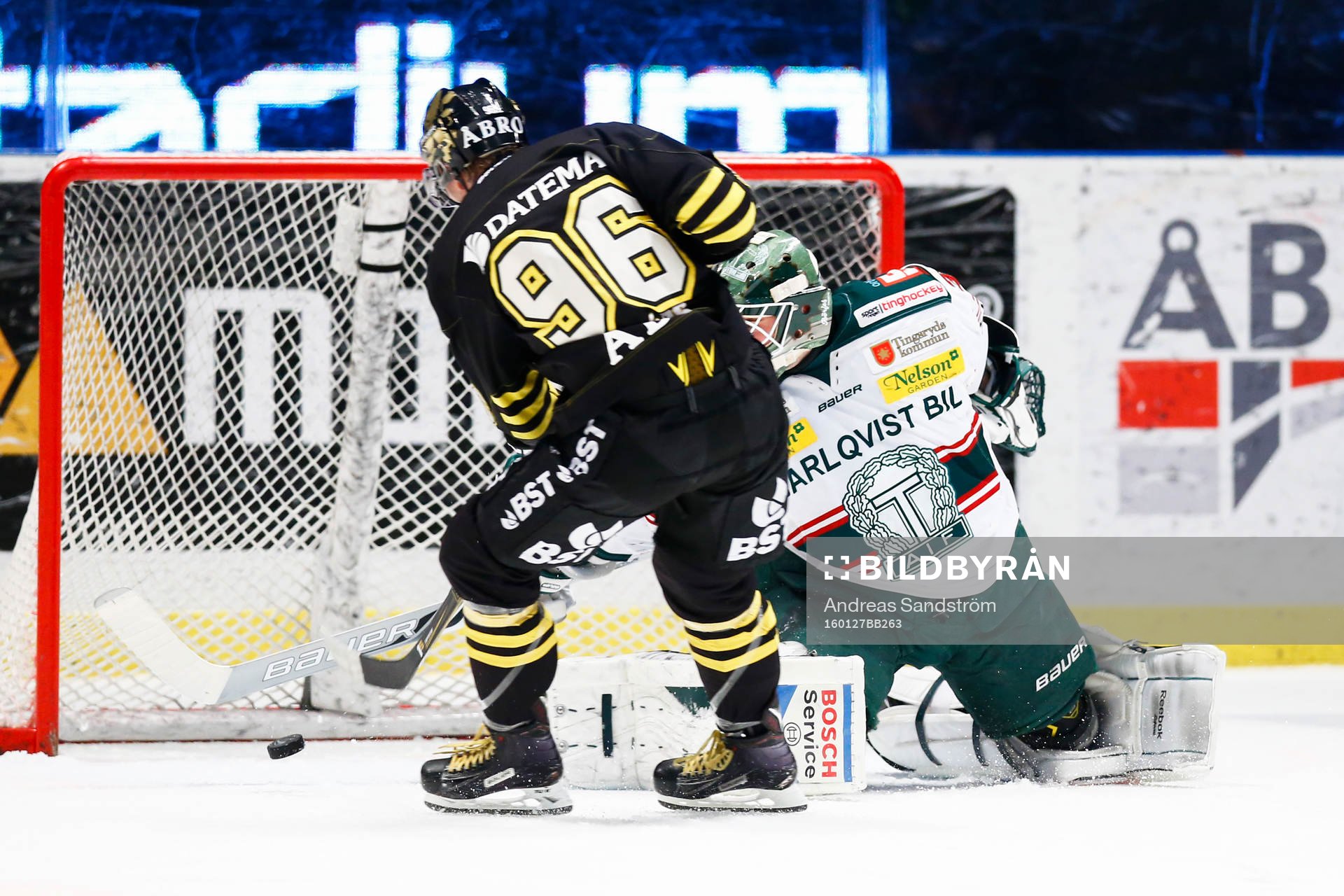 s Robin Kovacs gör 2-1 på straff