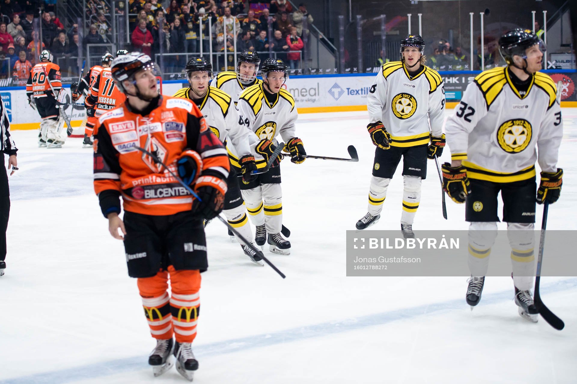 Brynäs Petr Vrana har gjort 1-0 och jublar