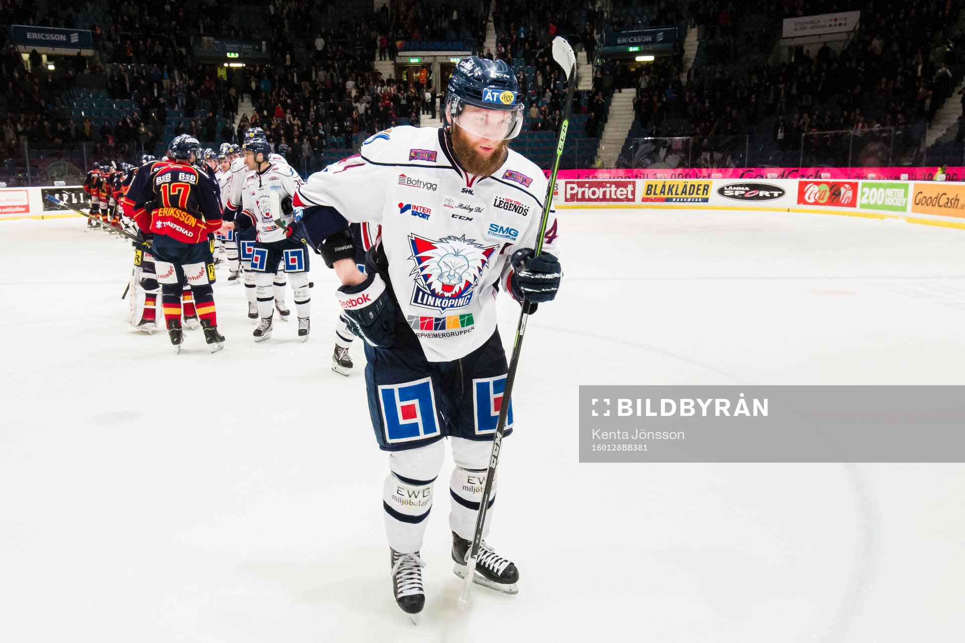 Linköpings Jonas Junland deppar