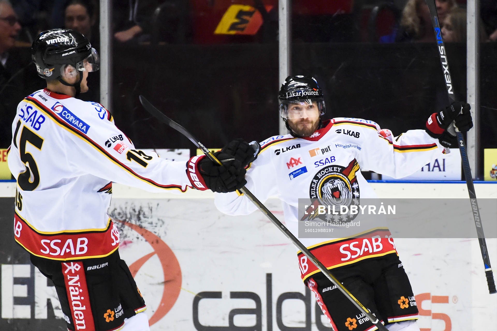 Luleås Christian Jaros och Jacob Micflikier jublar