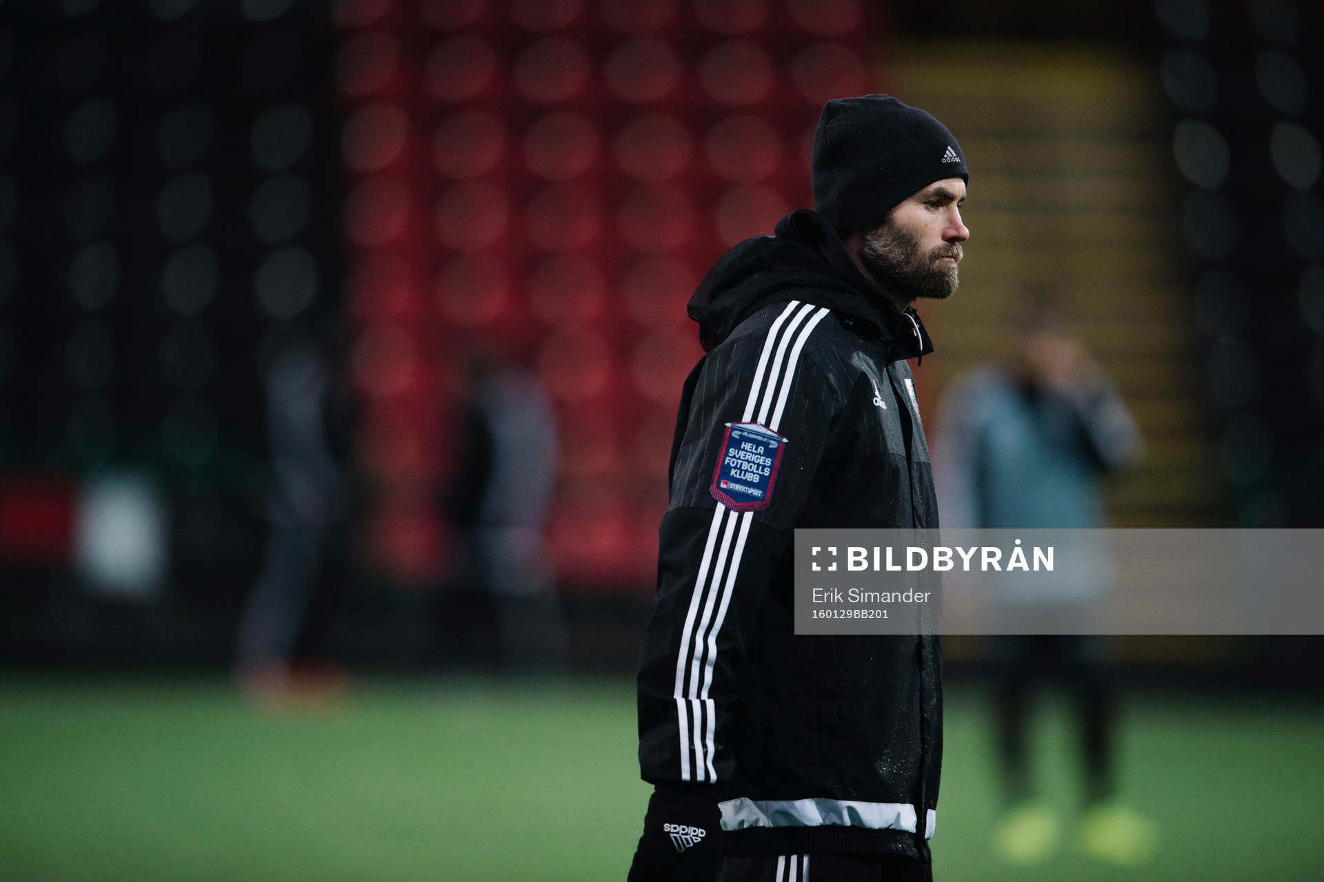 Brommapojkarnas tränare Olof Mellberg under en fotbollsträning med Brommapojkarna den 29 januari 2016 i Stockholm.