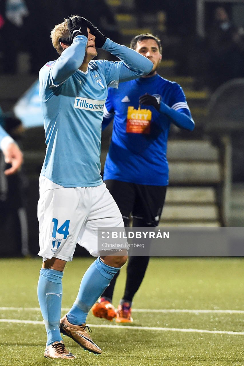 Malmös Erik Andersson deppar