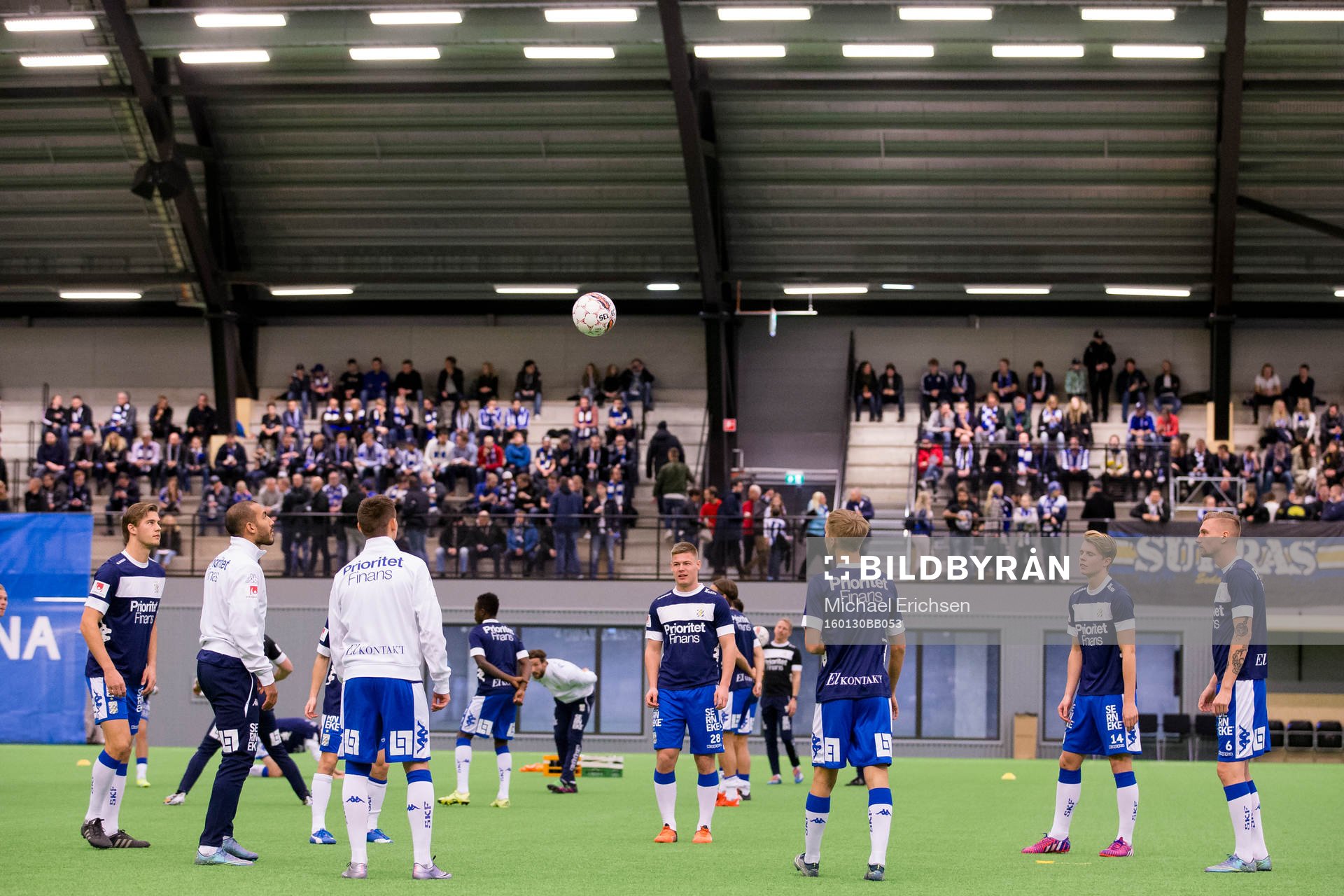 IFK Göteborg värmer upp innan en träningsmatch i fotboll