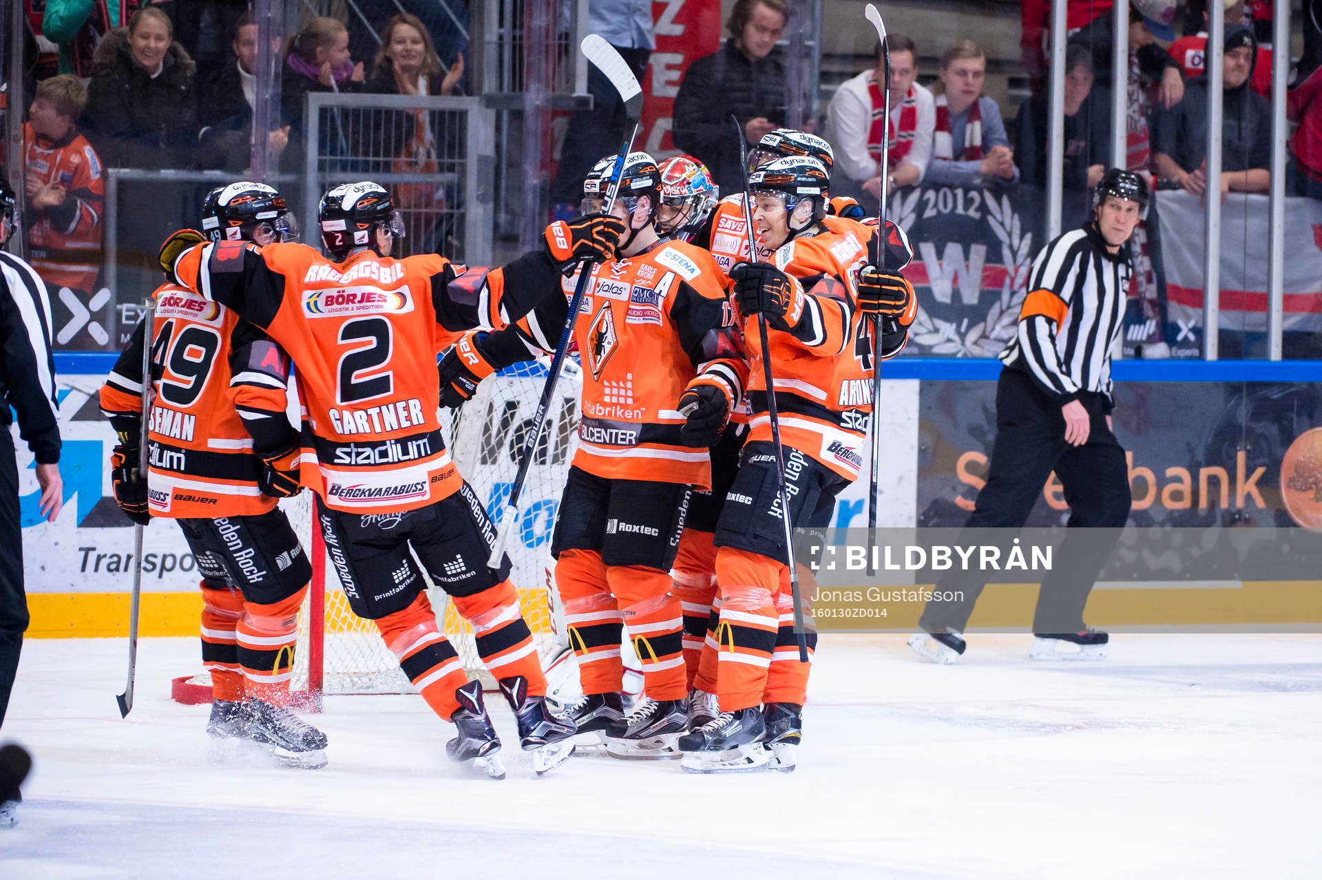 Karlskronas Alexander Bergström har gjort 6-1 och jublar