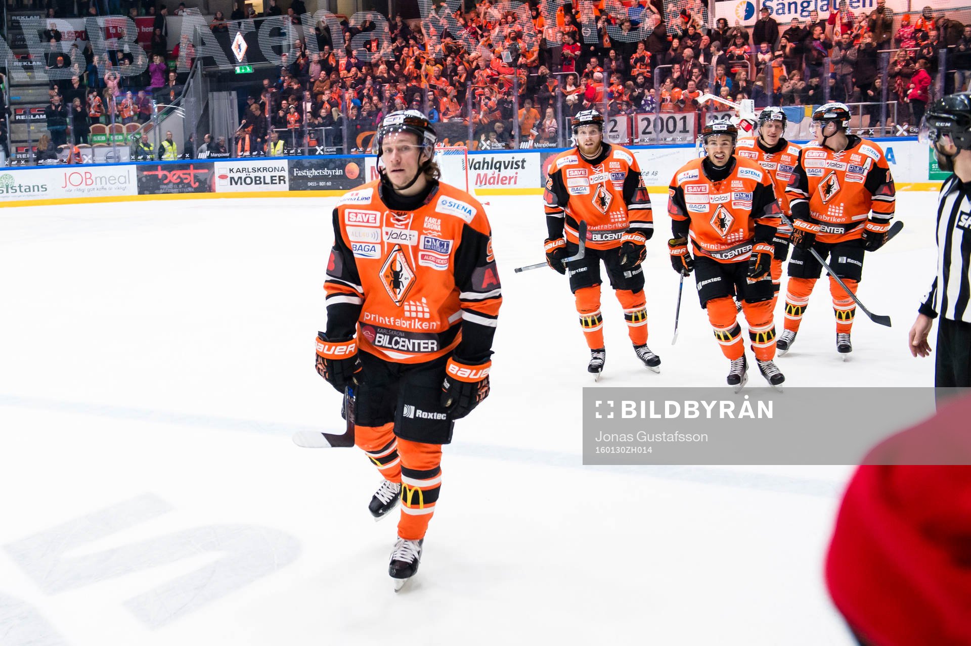 Karlskronas Jesper Olofsson har gjort 5-0 och jublar