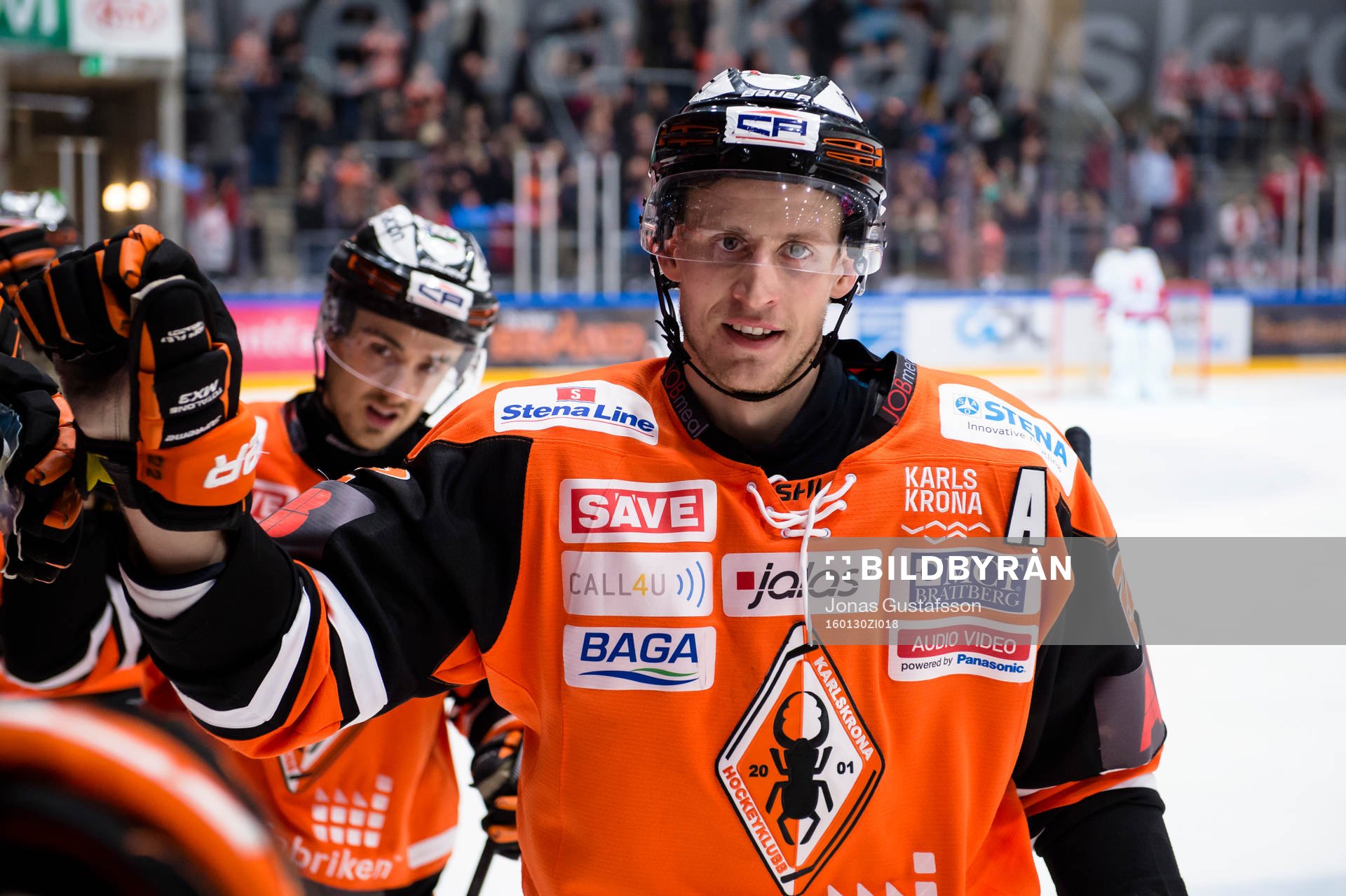 Karlskronas Alexander Bergström har gjort 6-1 och jublar