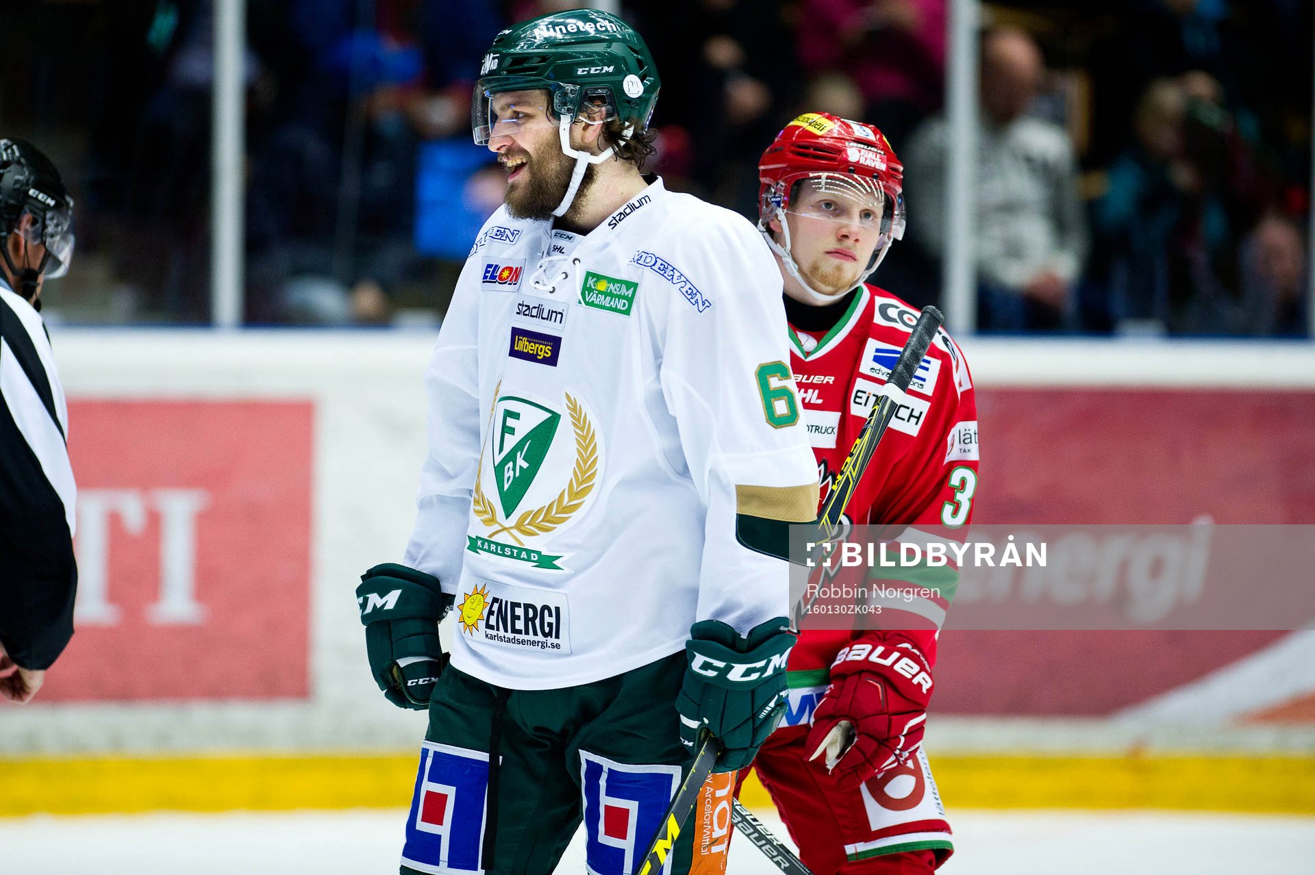 Färjestads Mikael Wikenstrand och Modos Kristian Jakobsson