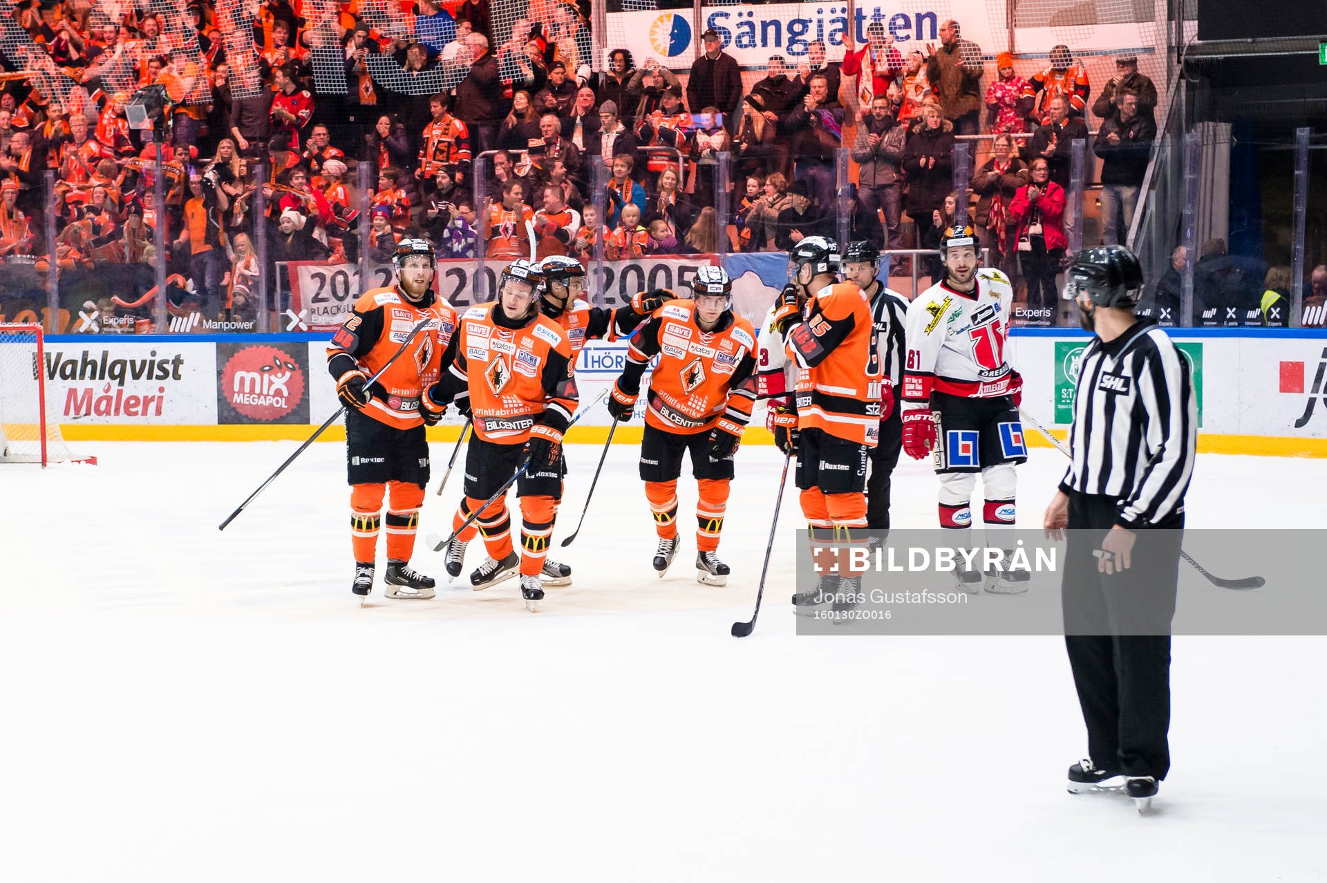 Karlskronas Jesper Olofsson har gjort 5-0 och jublar
