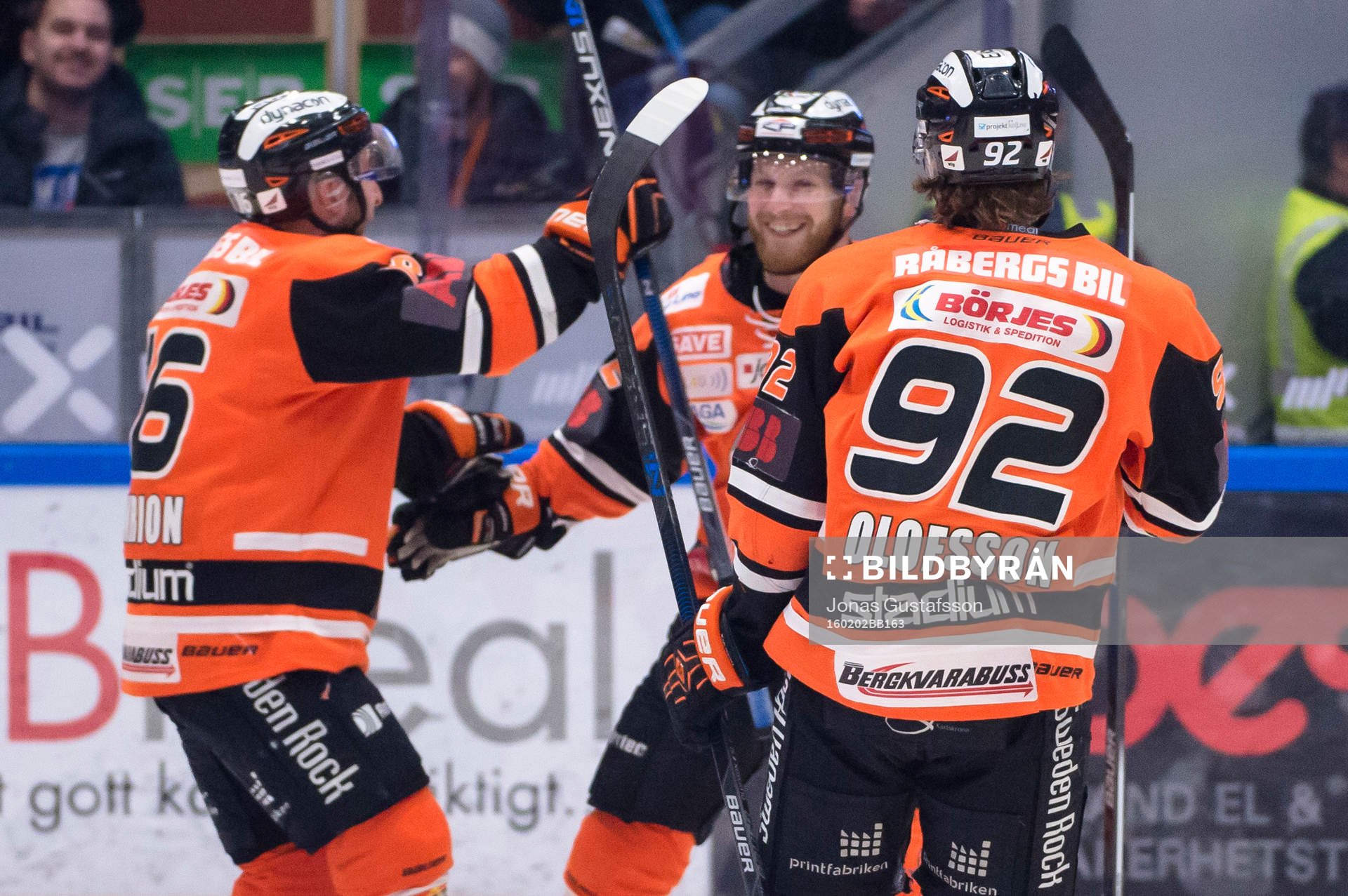 Karlskronas Joachim Rohdin har gjort 1-0 och jublar