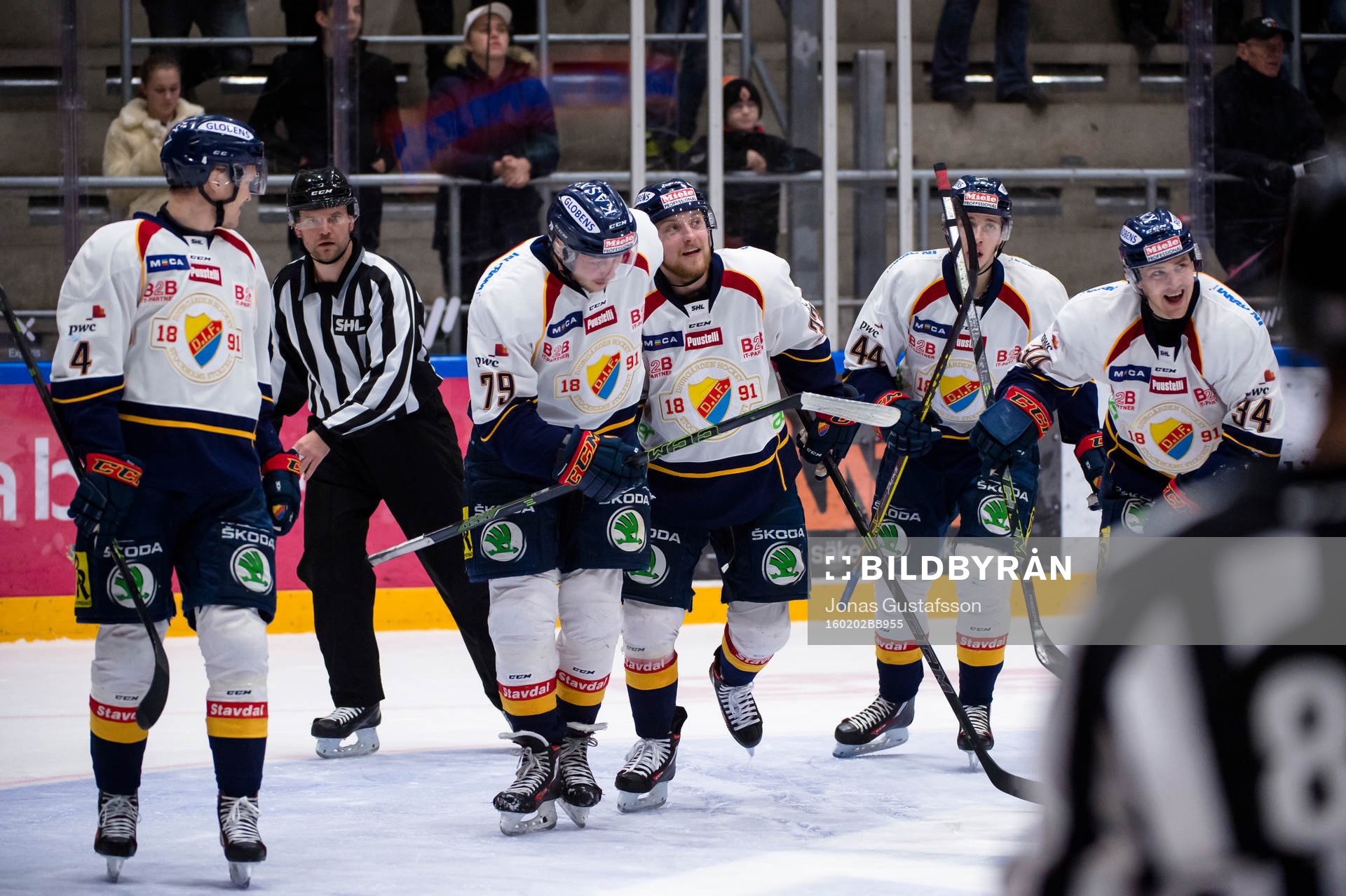 Djurgårdens Daniel Brodin har gjort 4-4 och jublar
