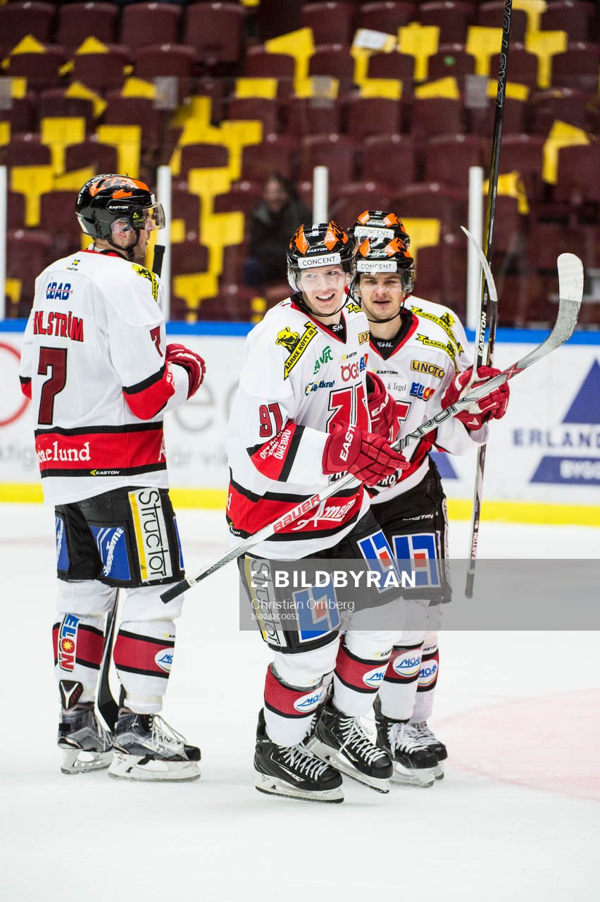 Örebros Alexander Hellström, Jakub Krejcik, ochJoonas