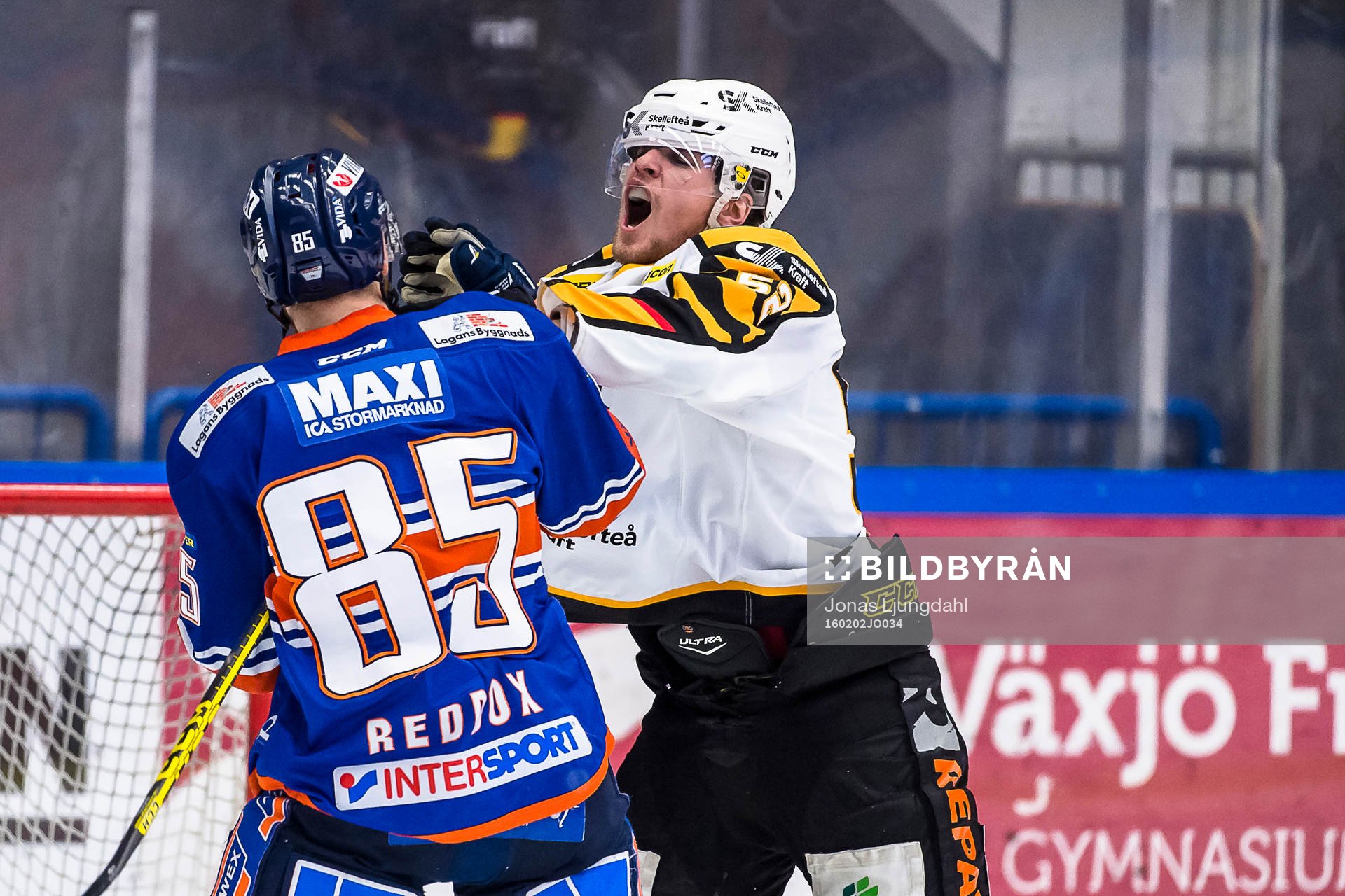 Gruff mellan Växjös Liam Reddox  och Skellefteås Arvid