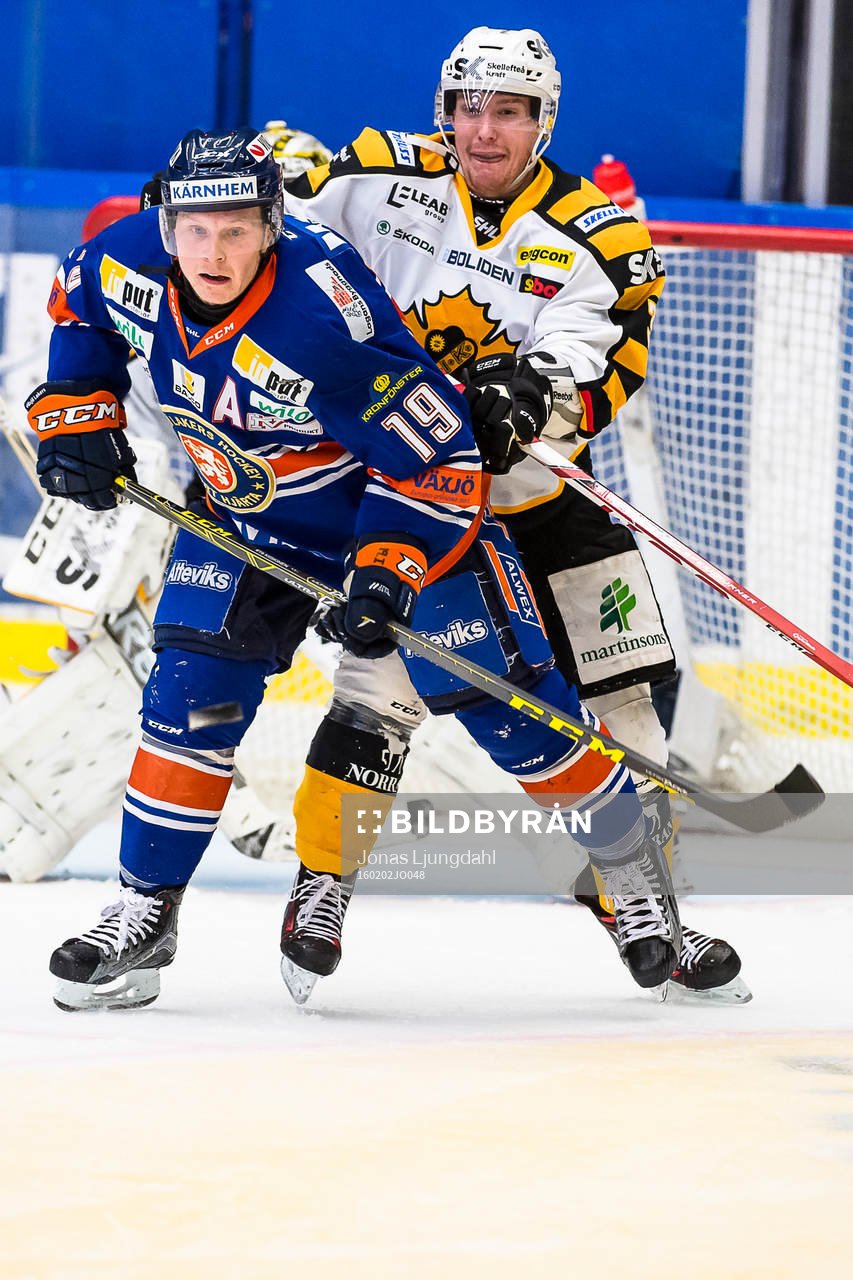 Växjös Tuomas Kiiskinen faller