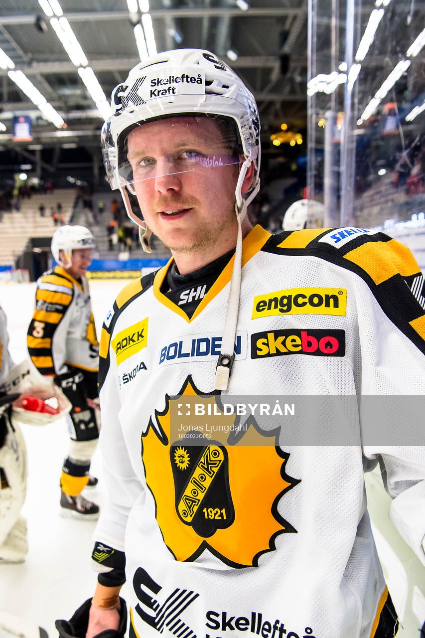 Skellefteås Tim Heed jublar