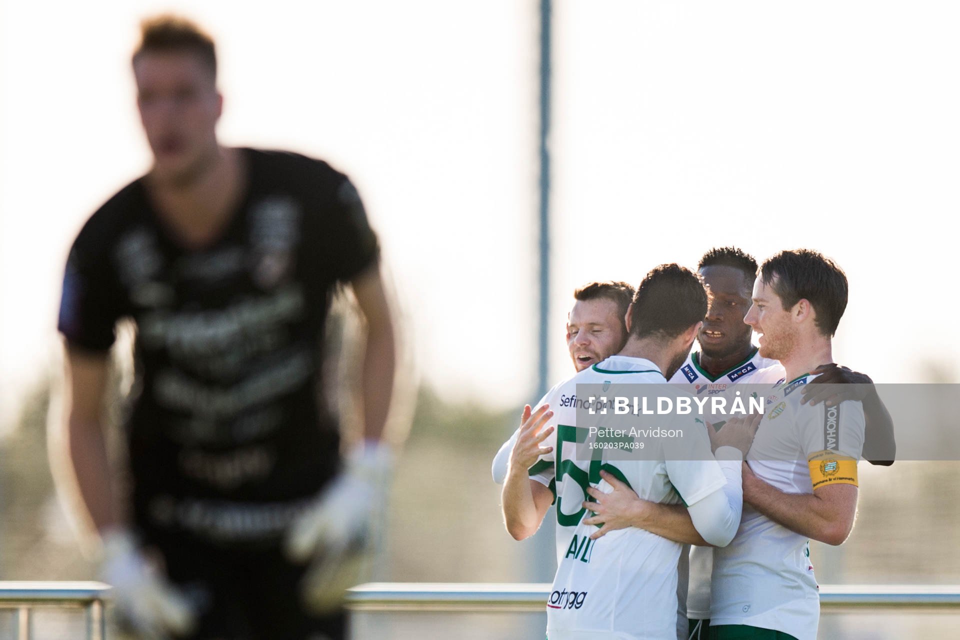 Hammarbys spelare jublar