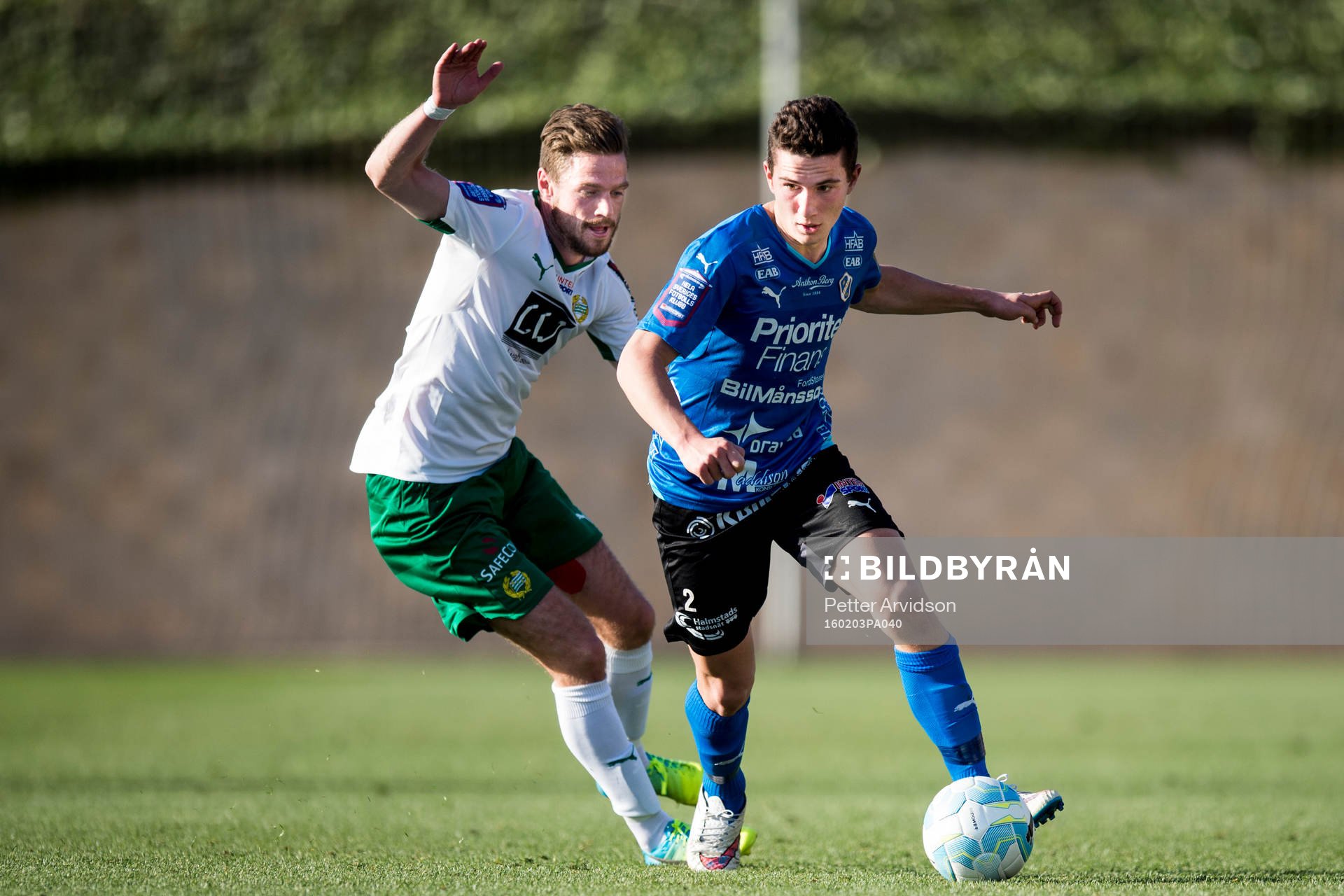 Halmstads Adnan Kojic och Hammarbys Arnor Smarason