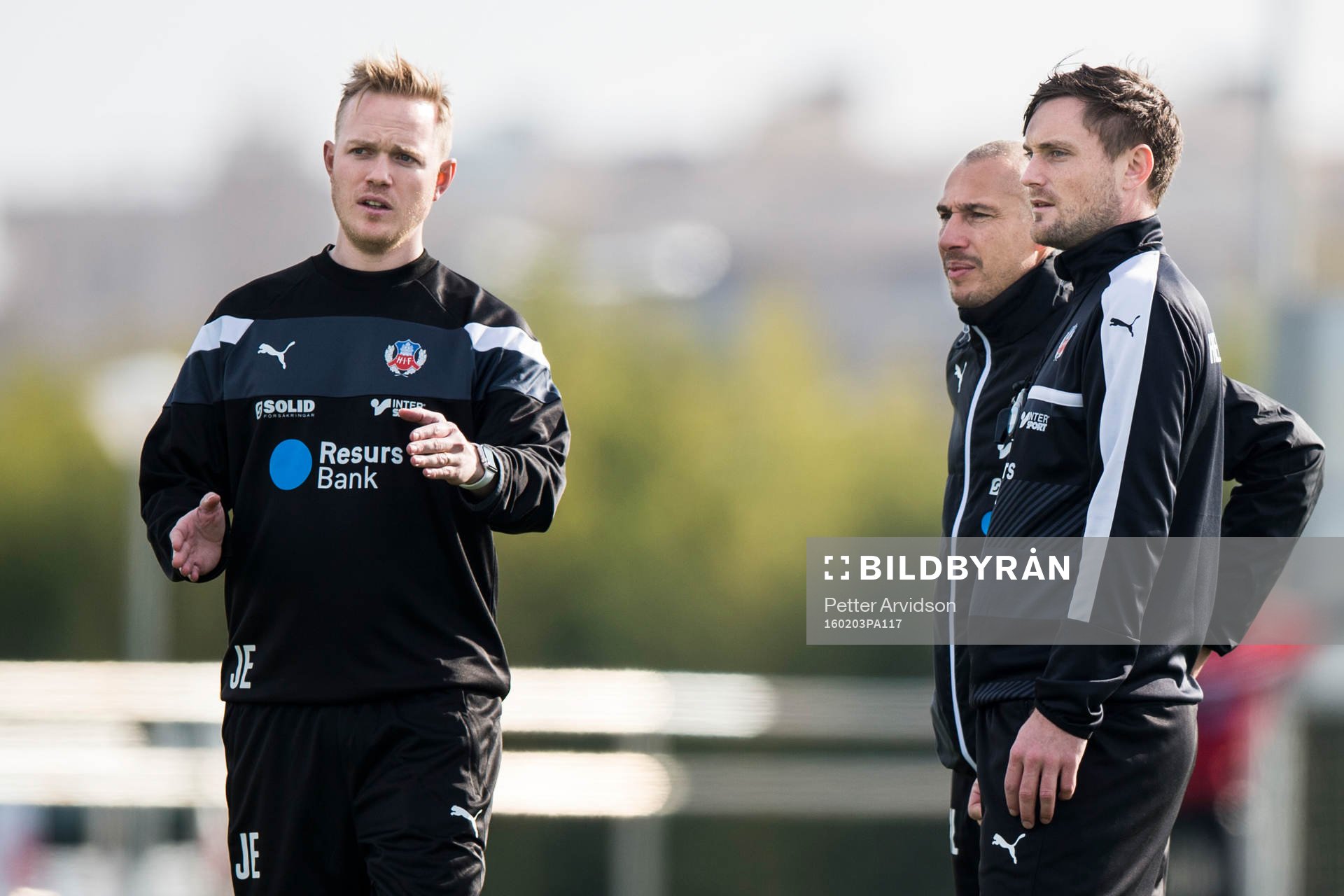 Jonas Eidevall, manager Henrik Larsson och assisterande