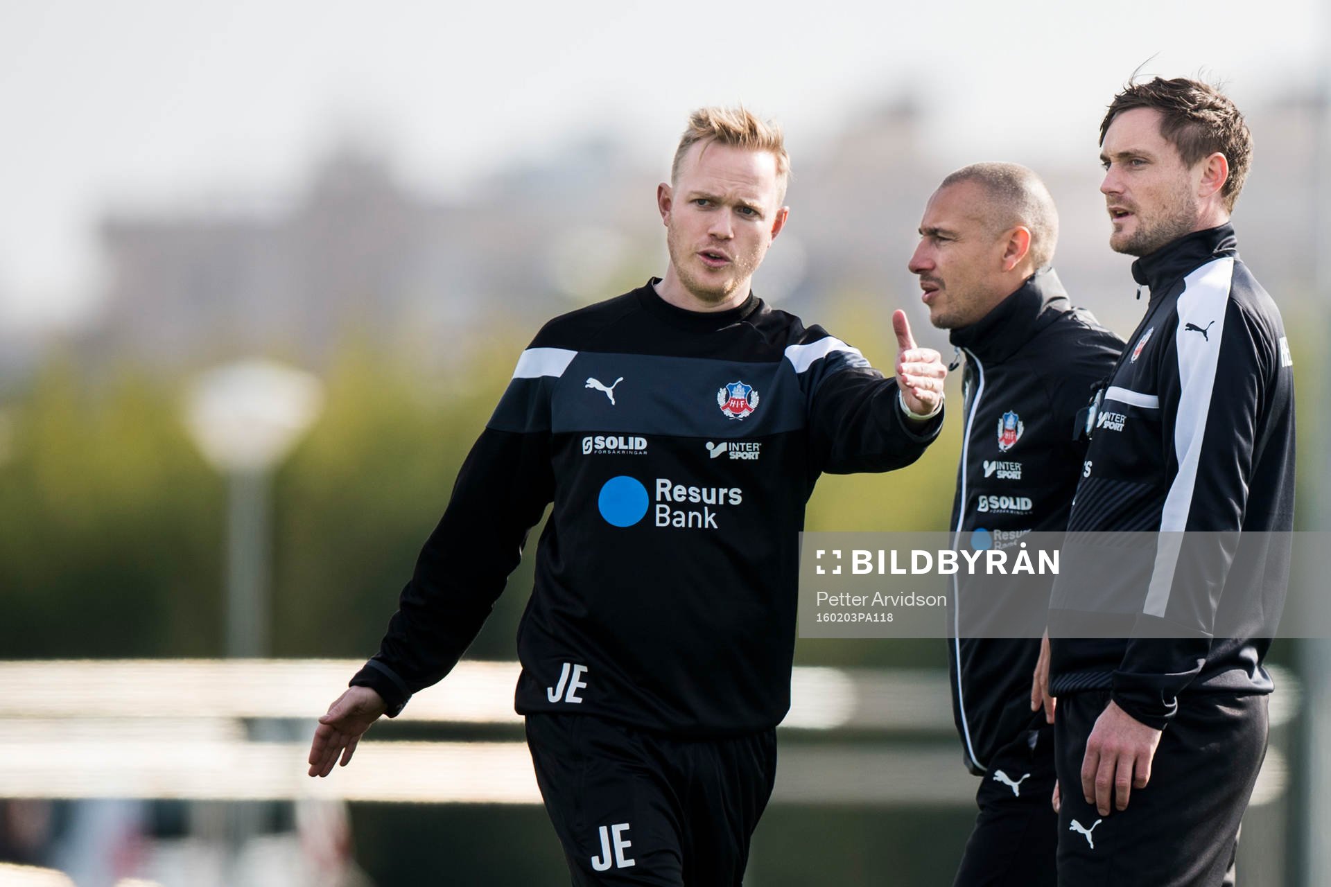 Jonas Eidevall, manager Henrik Larsson och assisterande
