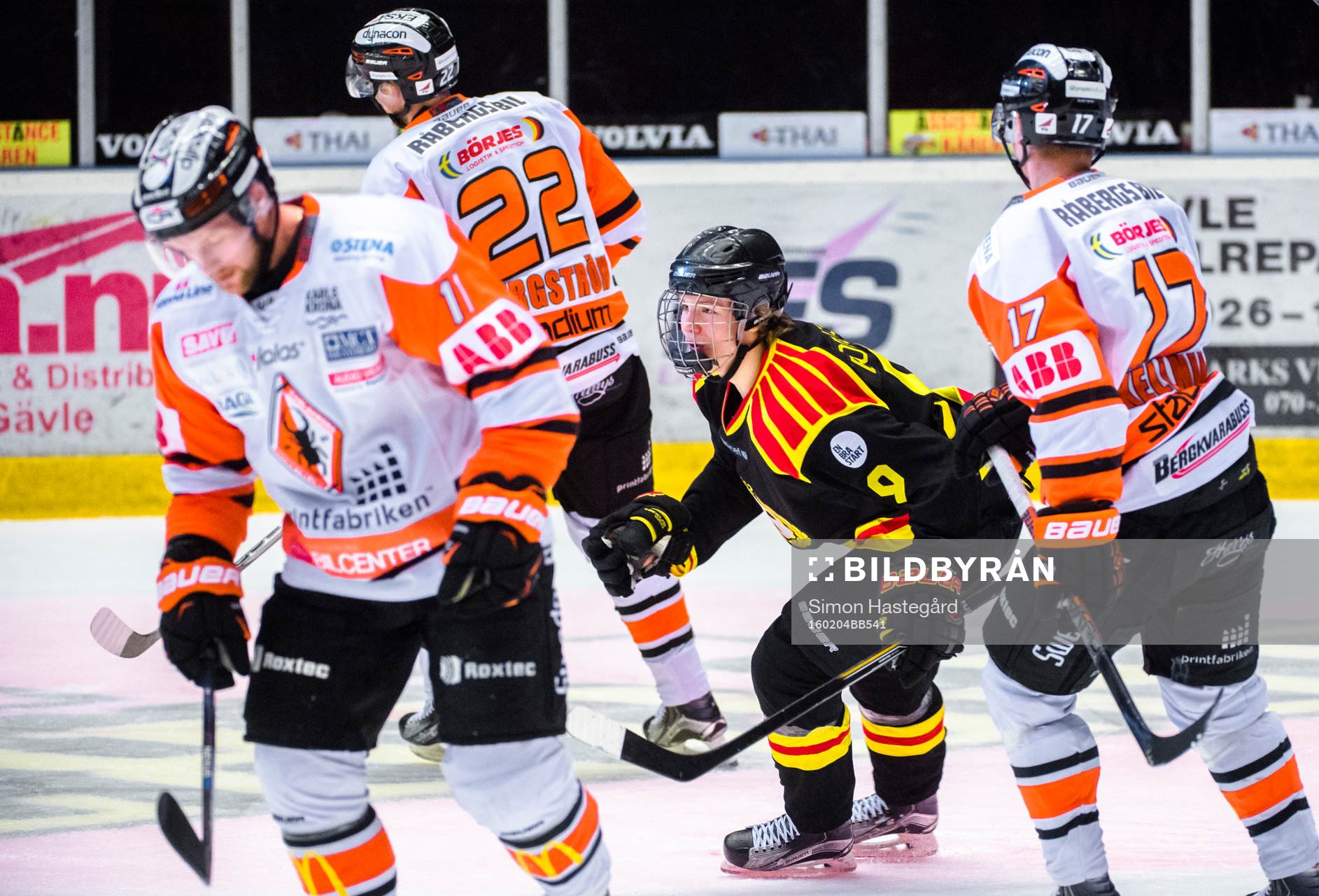Brynäs Jesper Boqvist jublar  bland deppande