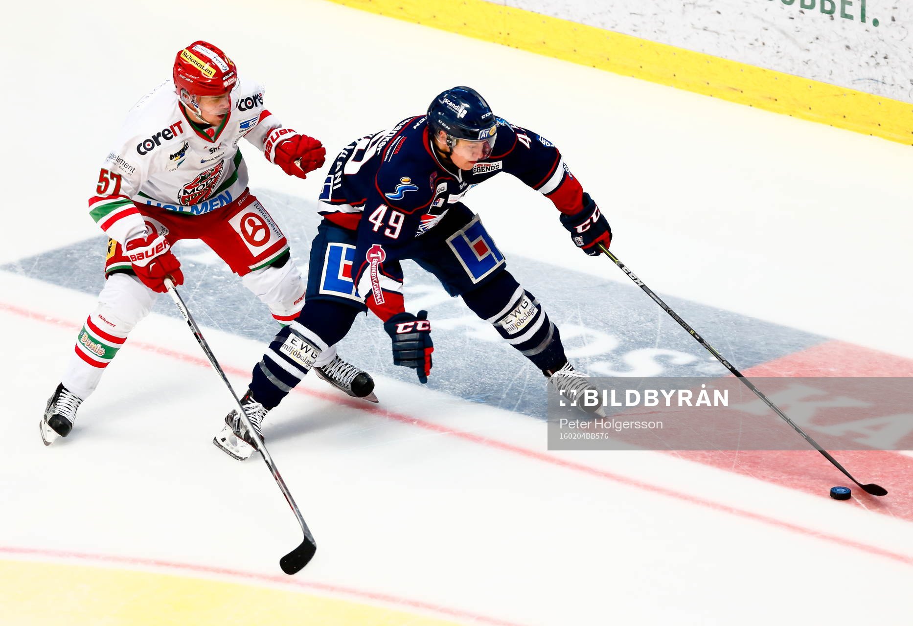 s Emil Djuse och Linköpings Rhett Rakhshani
