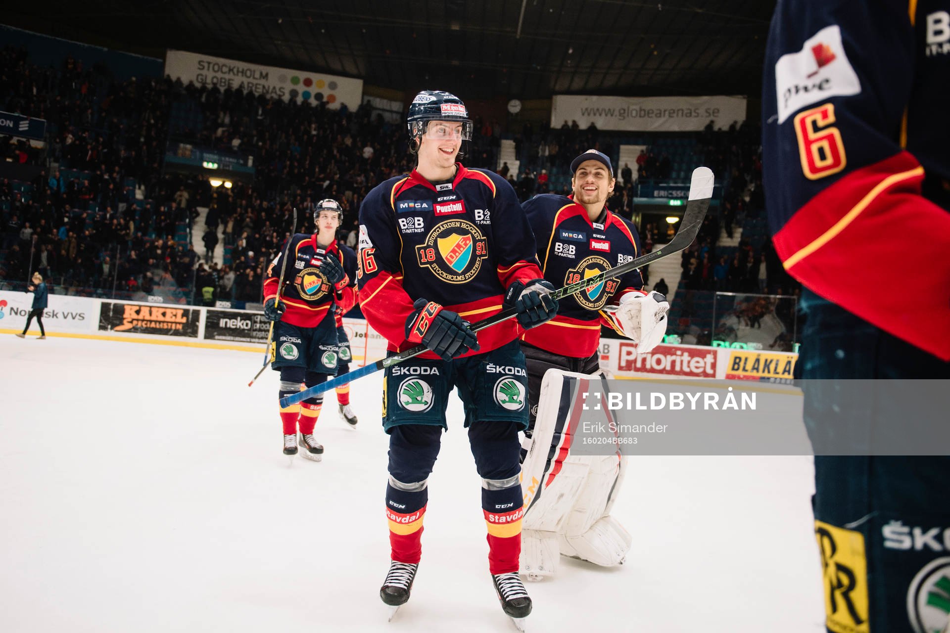 Djurgårdens Philip Holm och Mantas Armalis jublar