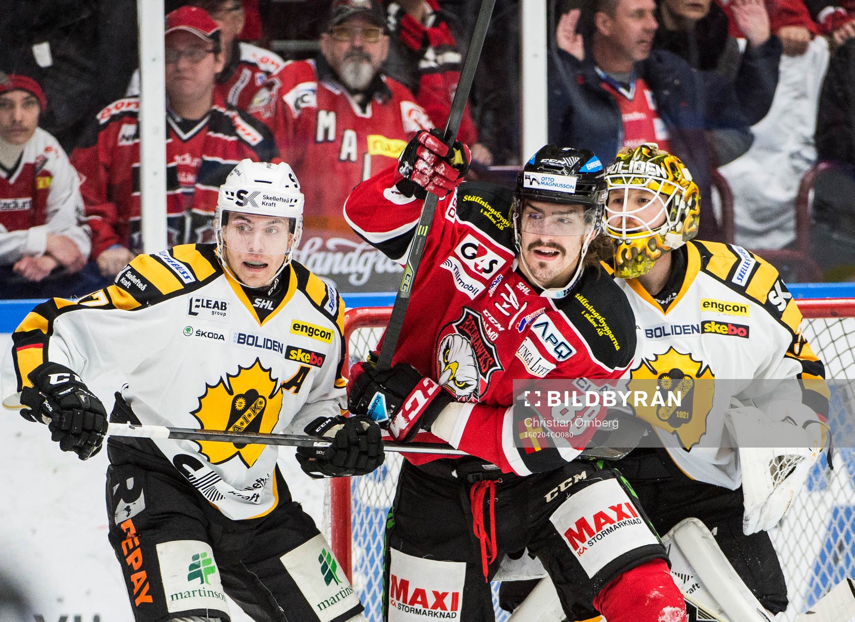 Malmö Redhawks Peter Mueller framför Skellefteås Pär