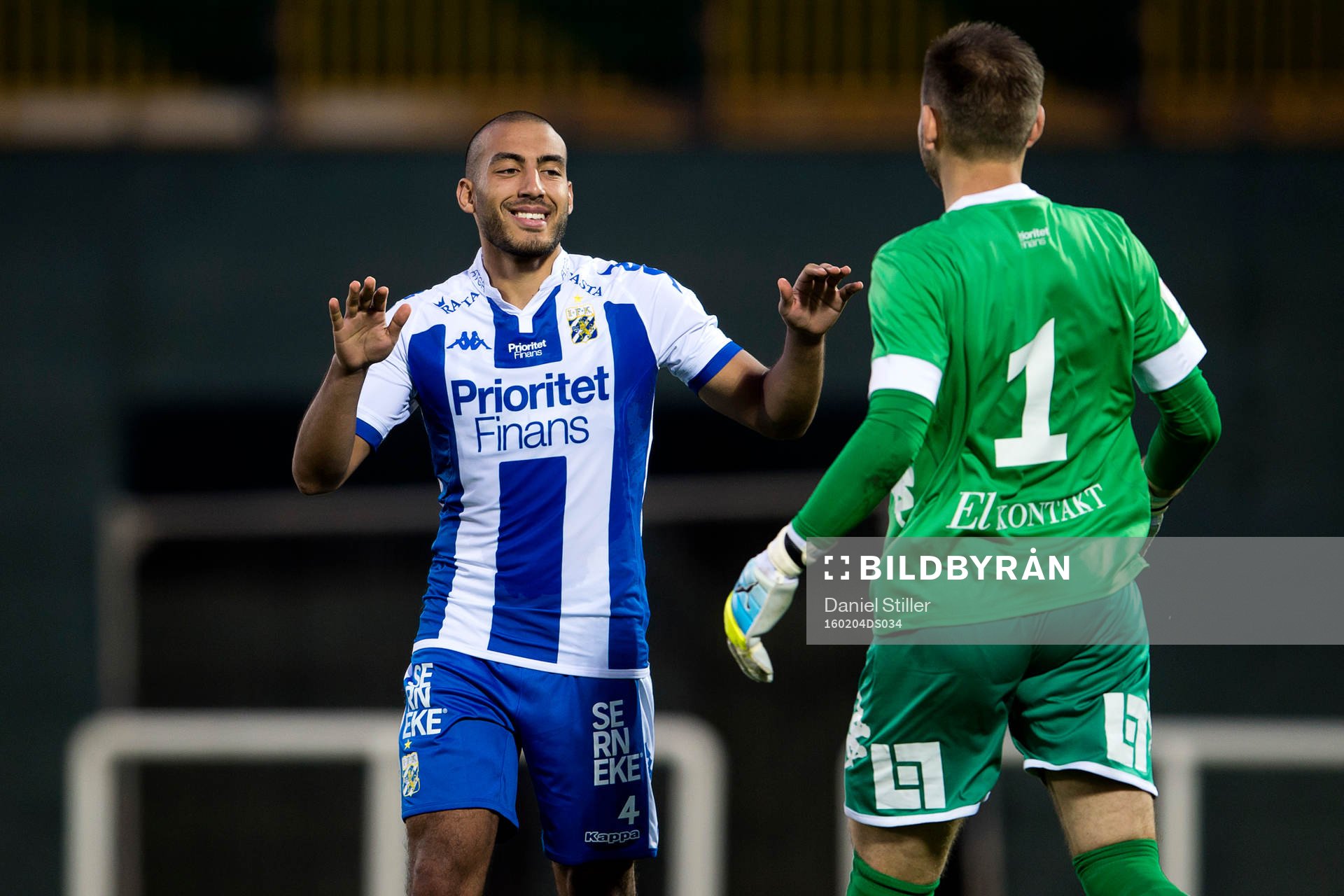 IFK Göteborgs Haitam Aleesami och målvakt John Alvbåge