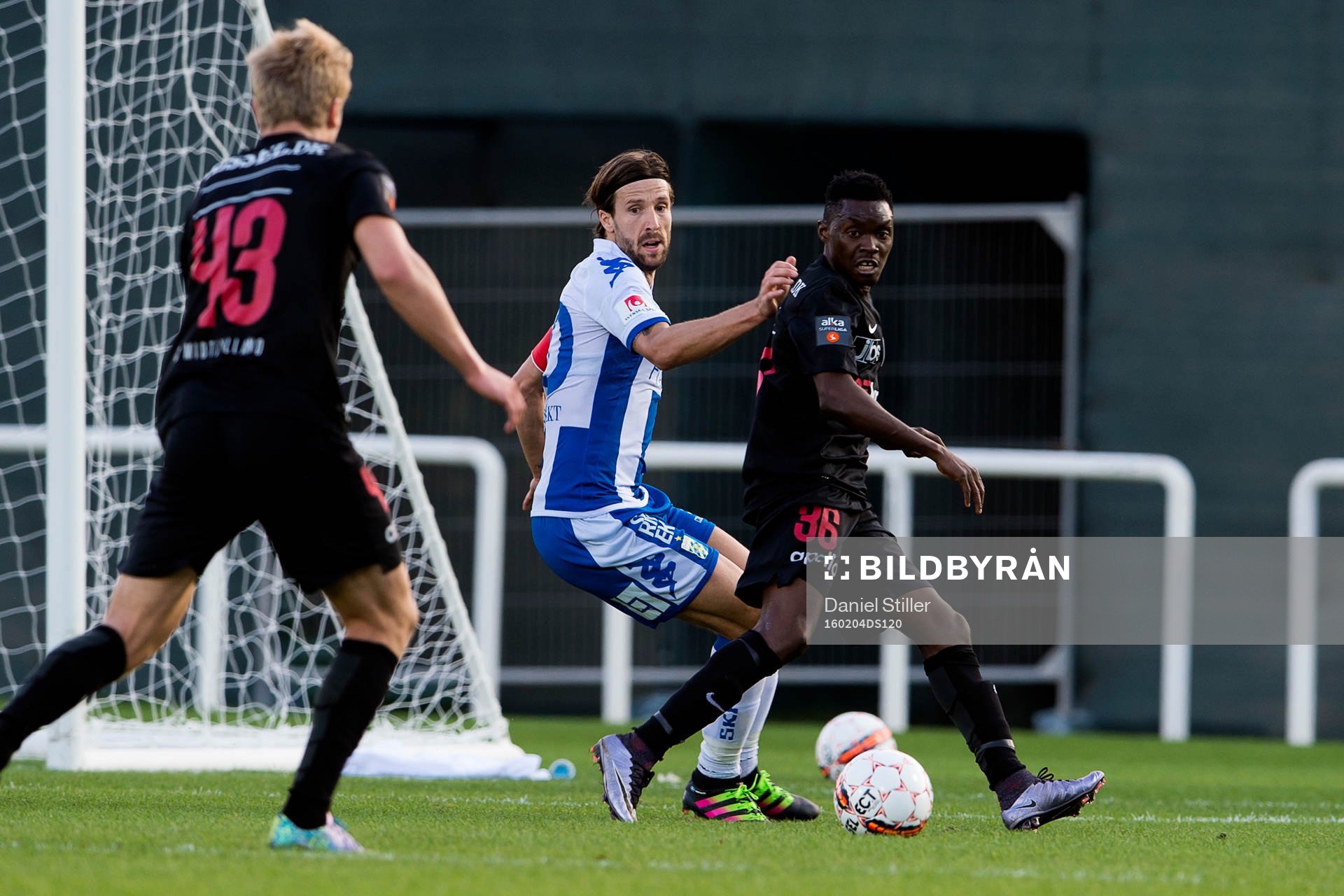 IFK Göteborgs Mattias Bjärsmyr och Midtjyllands Michael