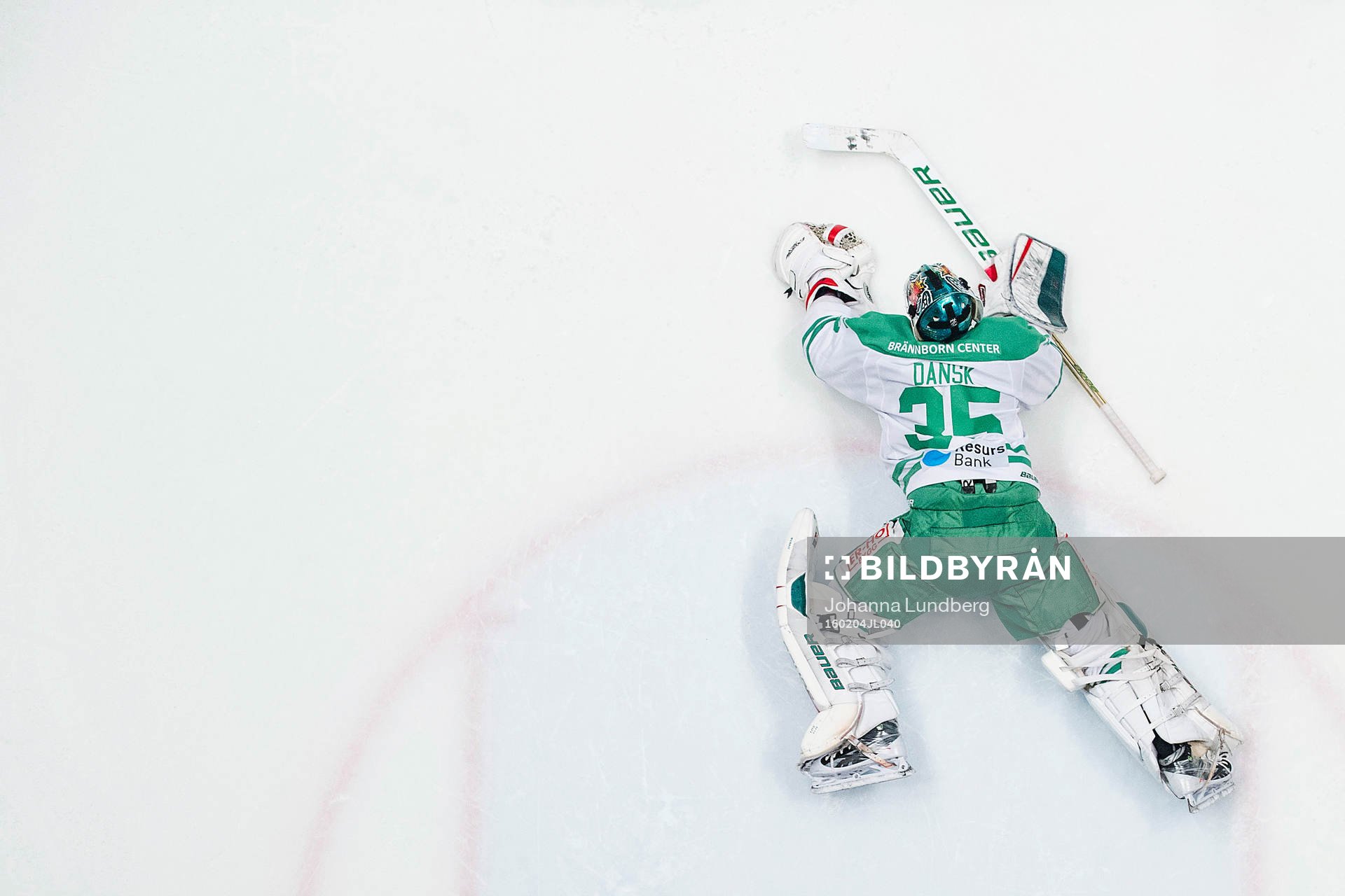 Rögles målvakt Oscar Dansk deppar