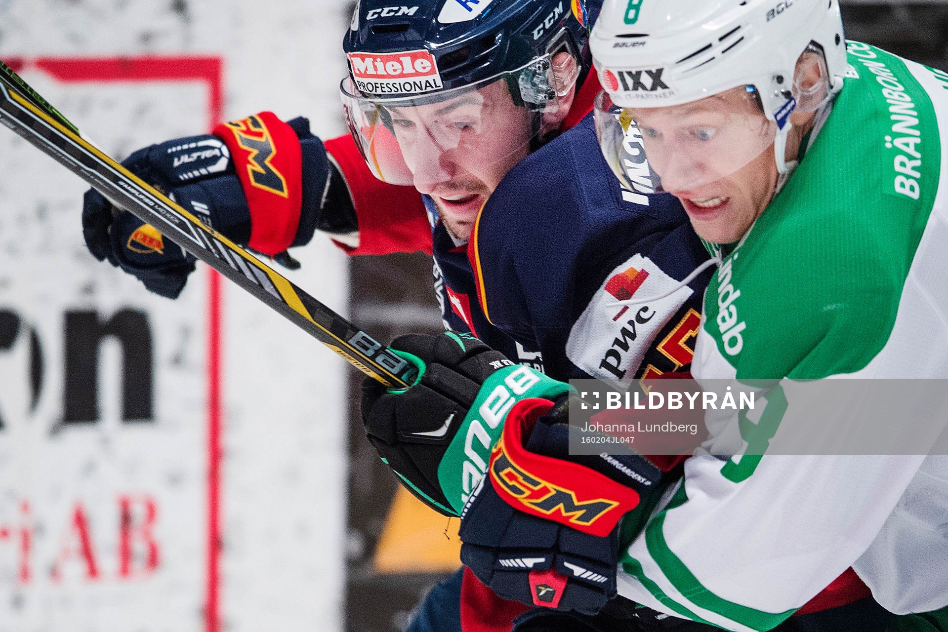 Djurgårdens Albin Lundin och Rögles Jesper Williamsson