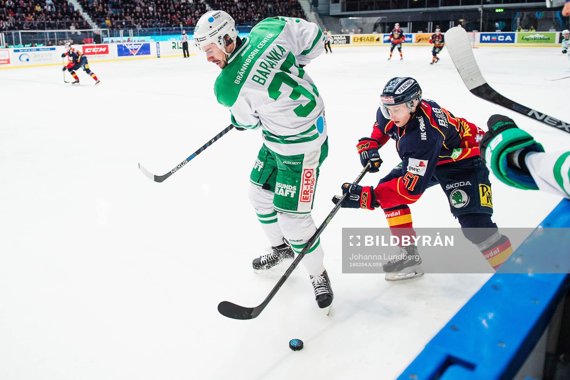 Rögles Ivan Baranka och Djurgårdens Robin Alvarez