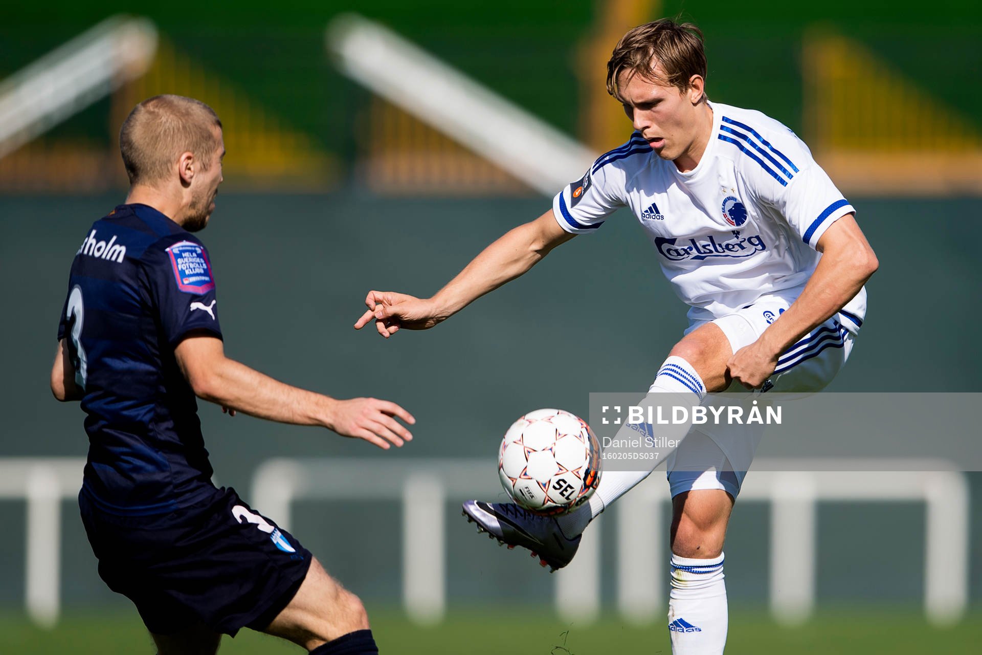Malmö FFs Anton Tinnerholm och FC Köpenhamns Ludwig