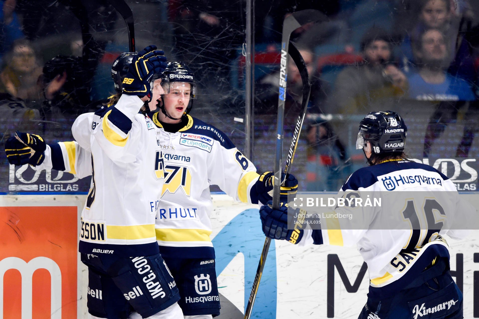 s Christoffer Törngren jublar