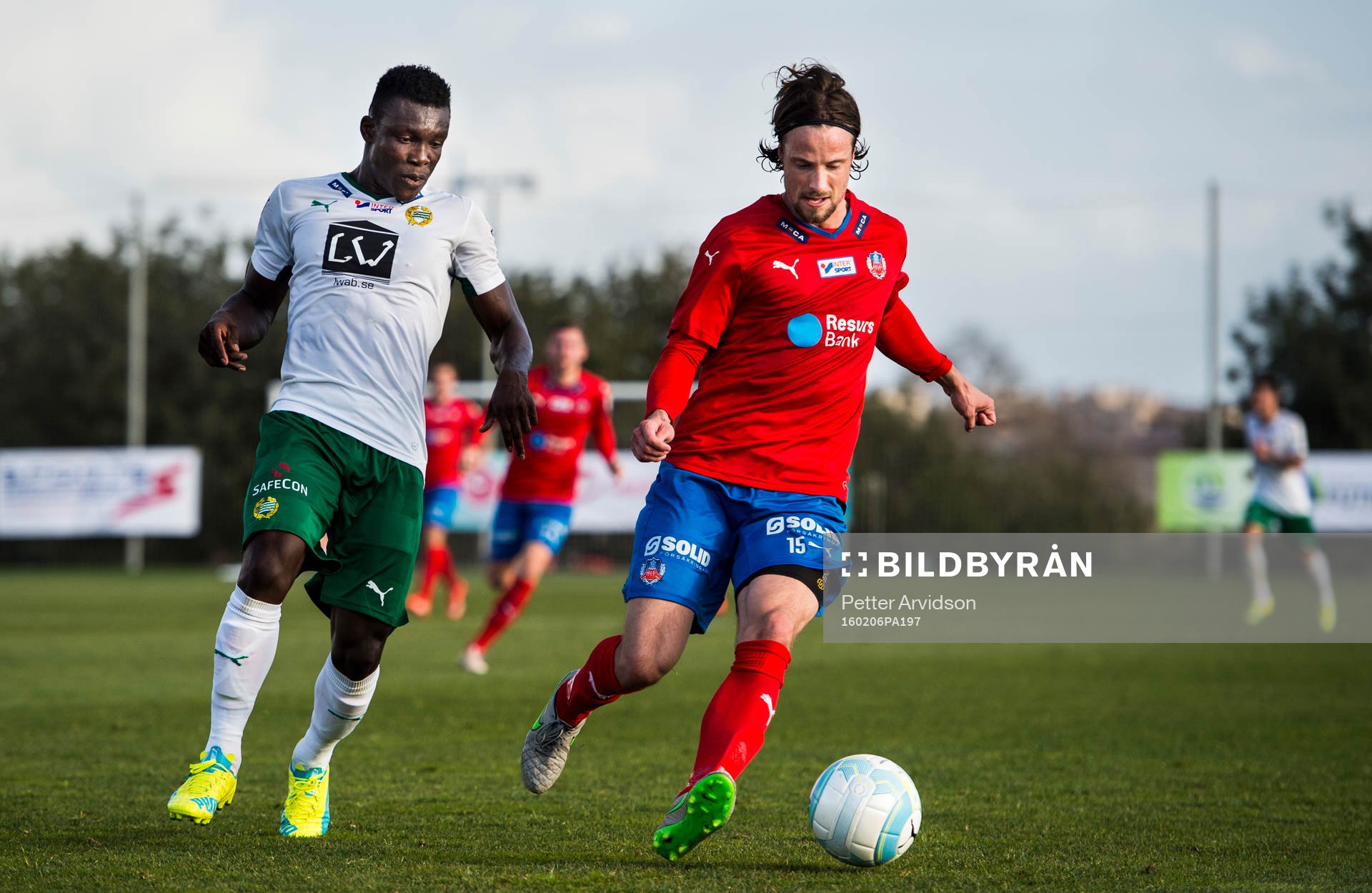 Hammarbys Joseph Aidoo och Helsingborgs Linus Hallenius