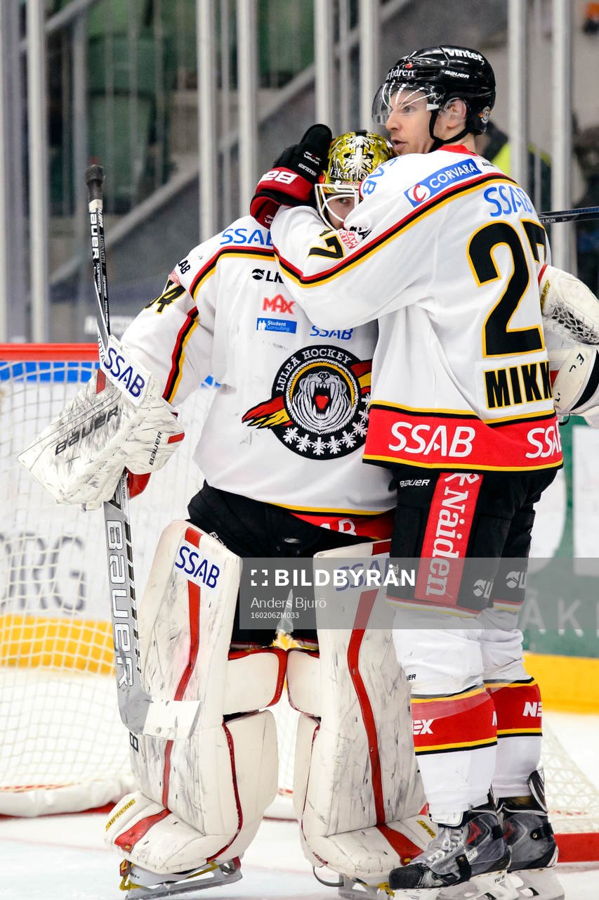 Luleås målvakt Joel Lassinantti och Brendan Mikkelson