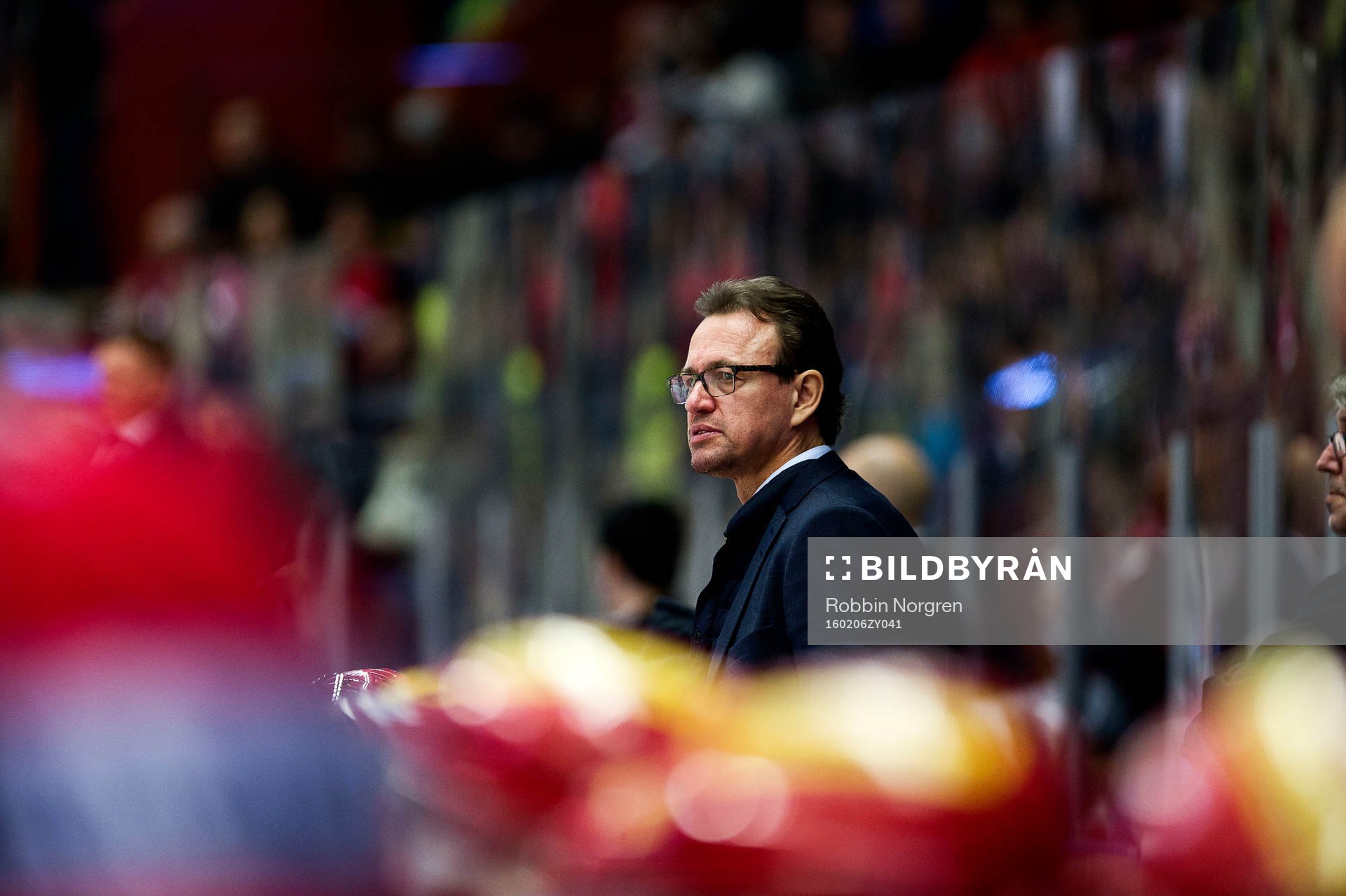 Modos assisterande tränare Fredrik Olausson