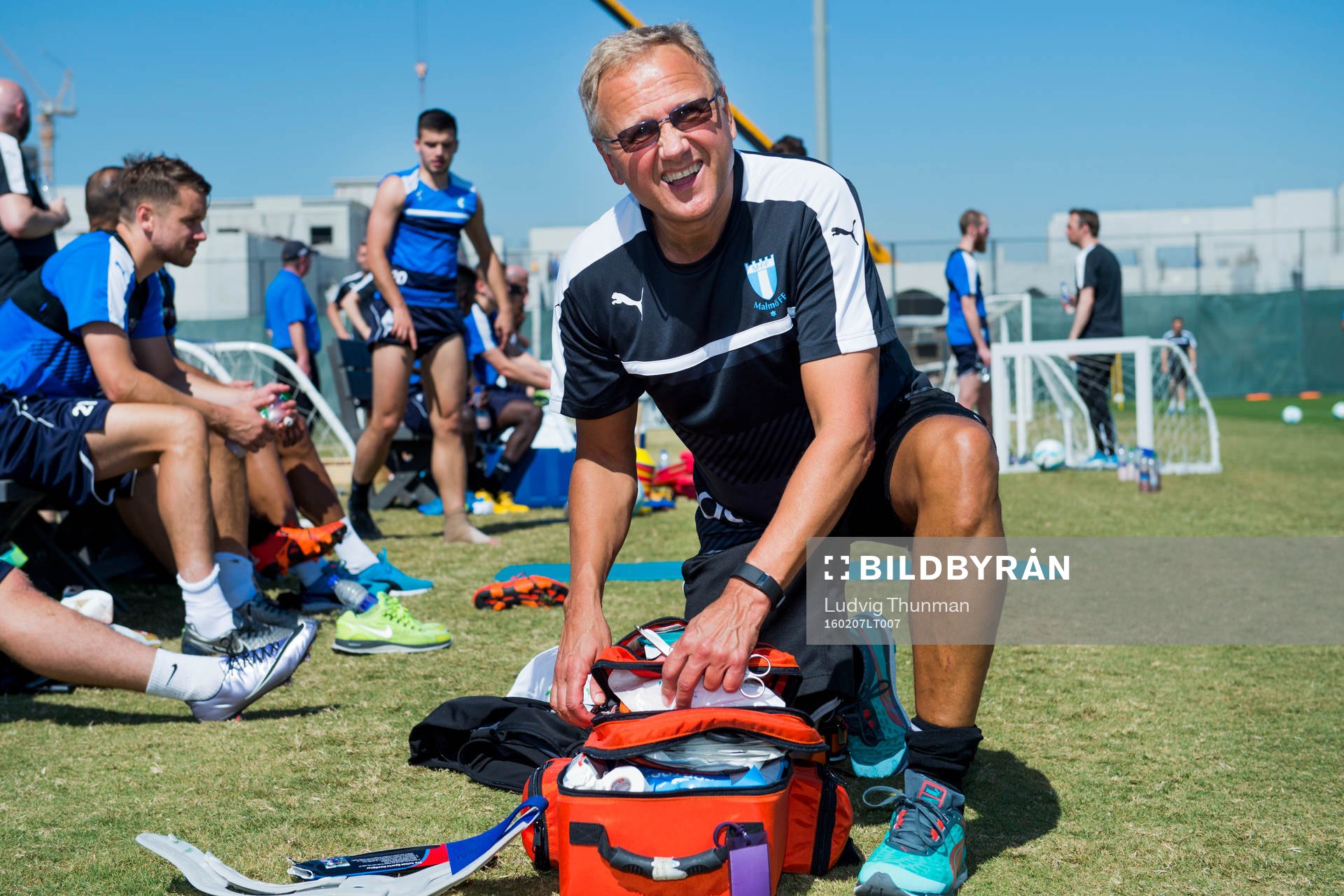 Malmö FFs läkare Pär Herbertsson under en träning med Malmö FF den 7 februari 2016 i Dubai.