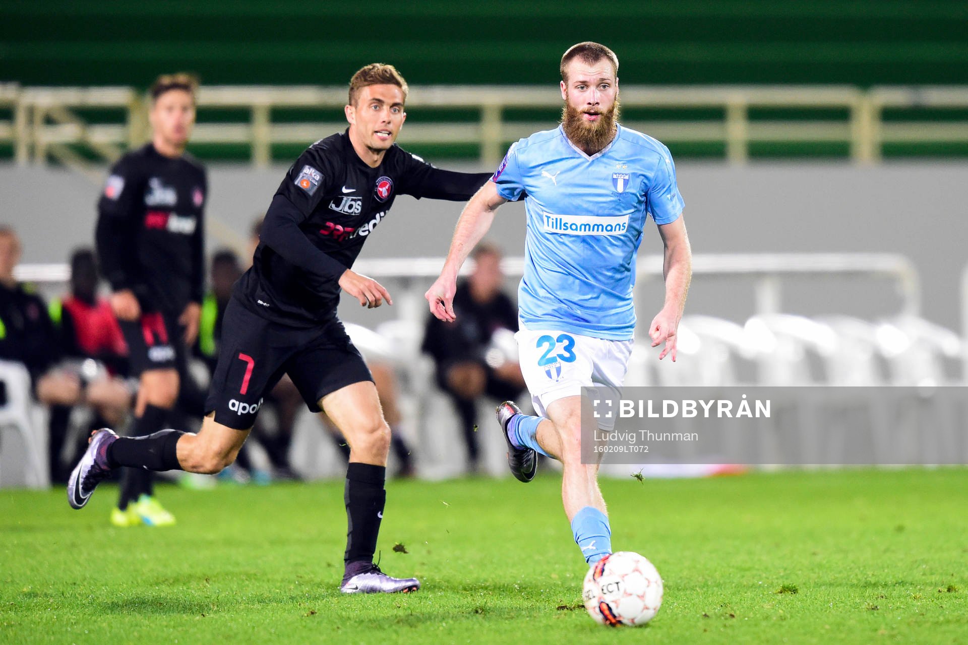 Malmö FFs Jo Inge Berget och Midtjyllands Jakob Poulsen