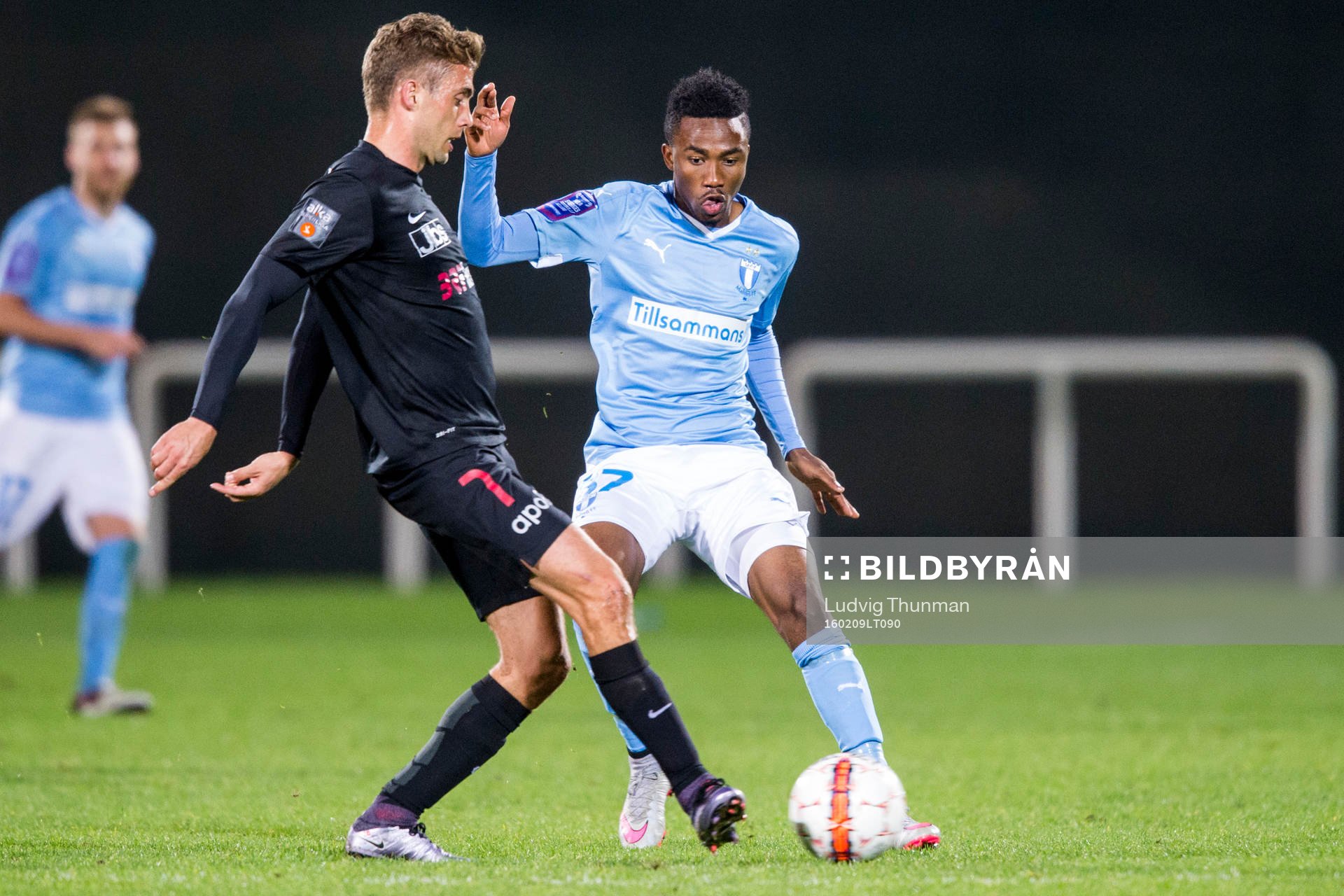 Midtjyllands Jakob Poulsen och Malmö FFs Samuel Tetteh