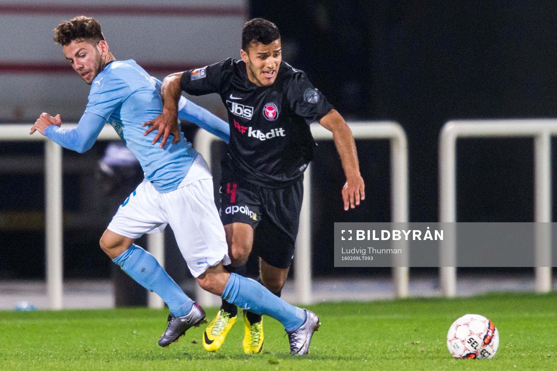 Malmö FFs Erdal Rakip och Midtjyllands Morten Rasmussen