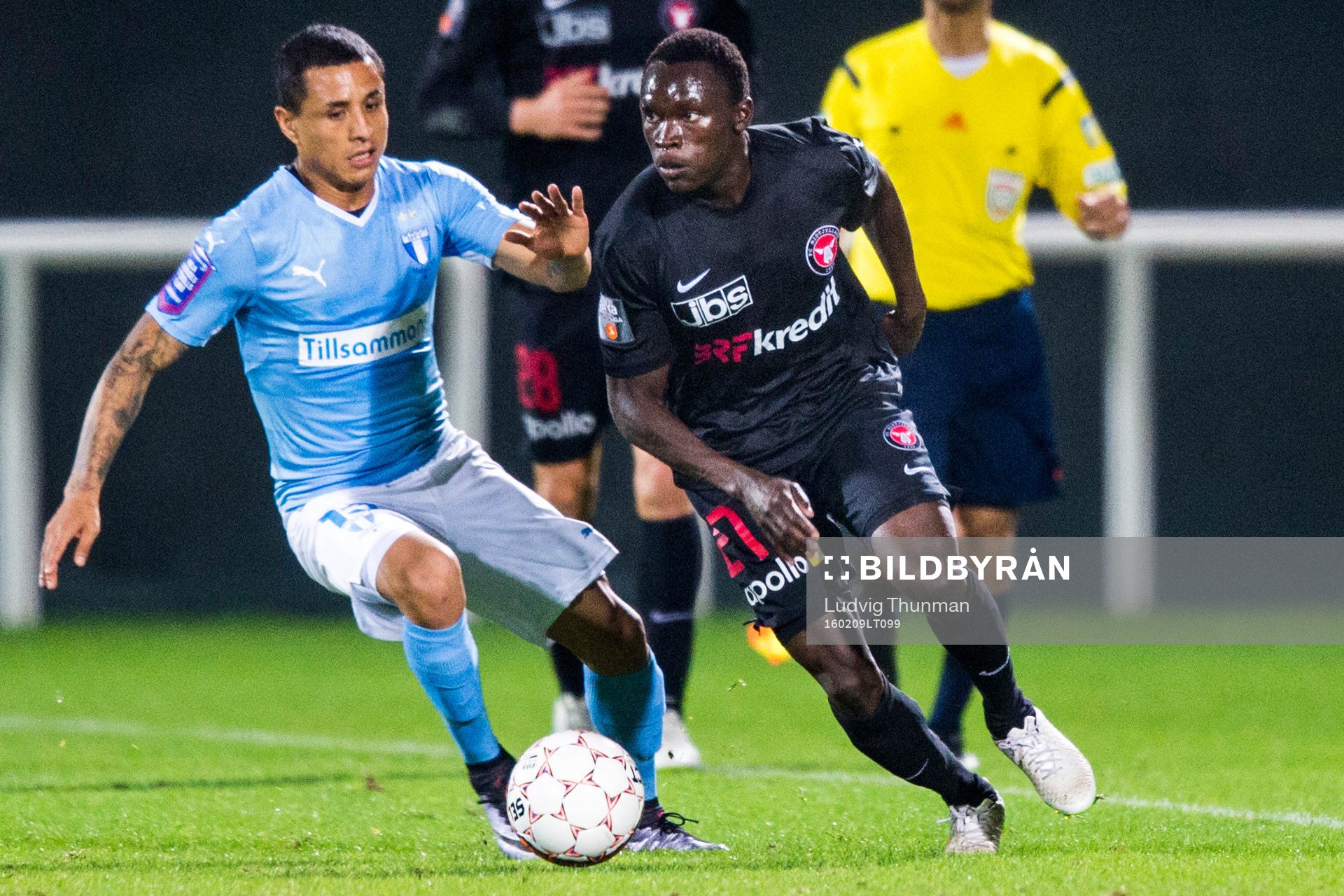 Malmö FFs Yoshimar Yotún och Midtjyllands Pione Sisto