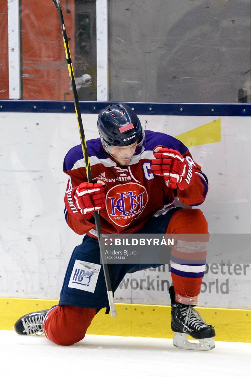Helsingborgs Julius Falkenbäck Bergkvist jublar