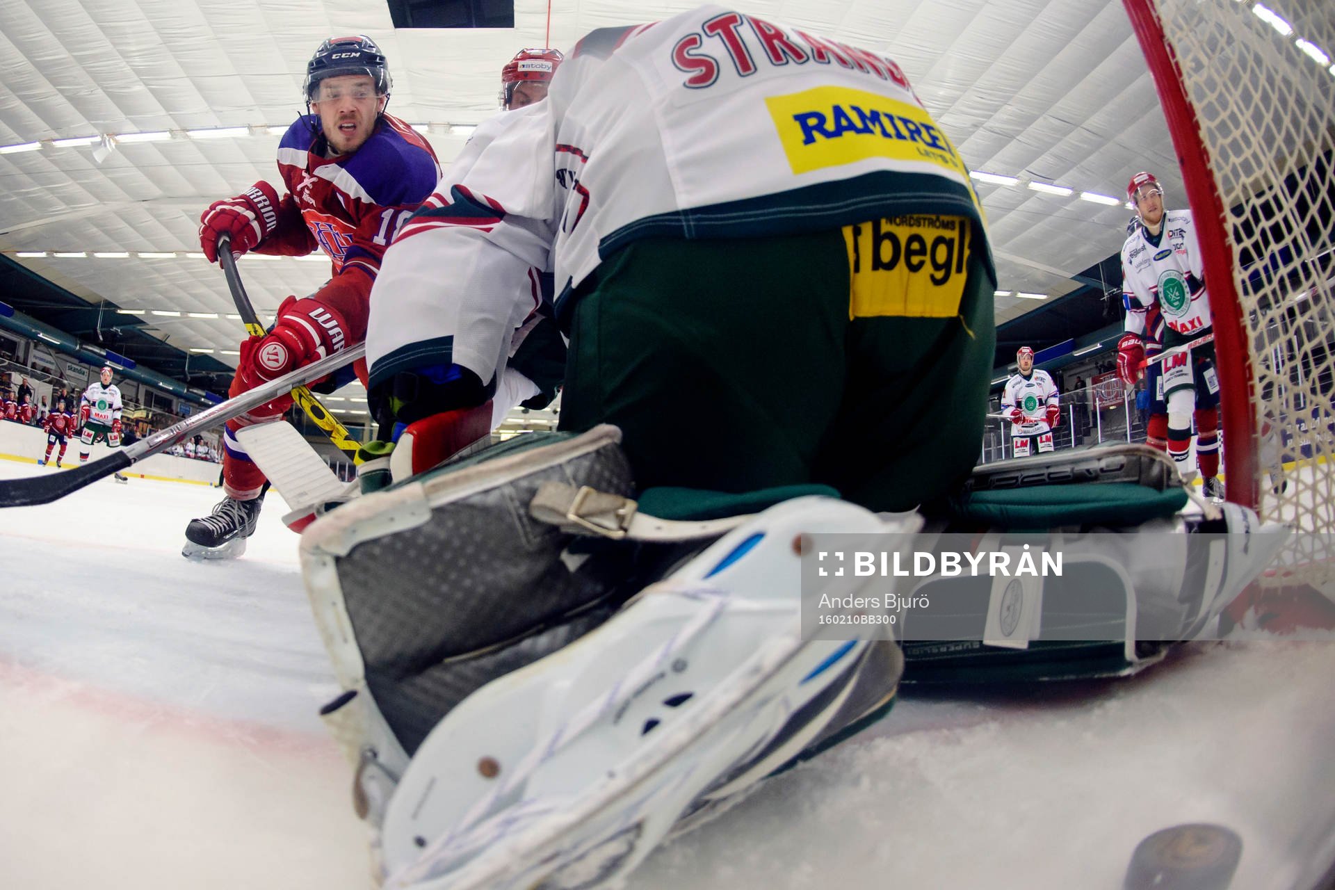 Helsingborgs Julius Falkenbäck Bergkvist trycker in 3-3