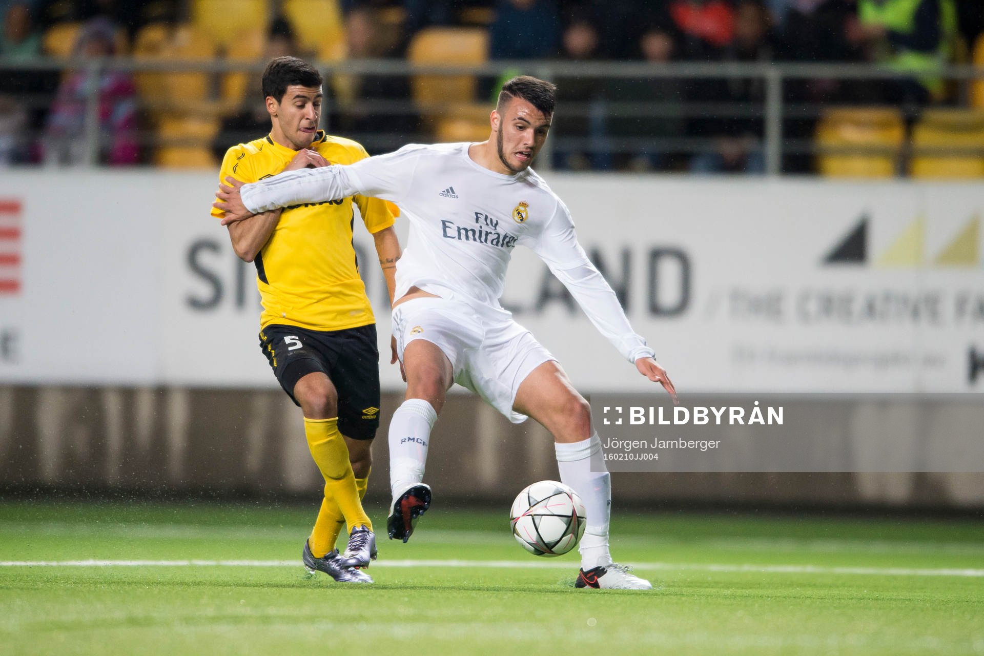 Real Madrids Alex Martín och Elfsborgs Rami Kaib