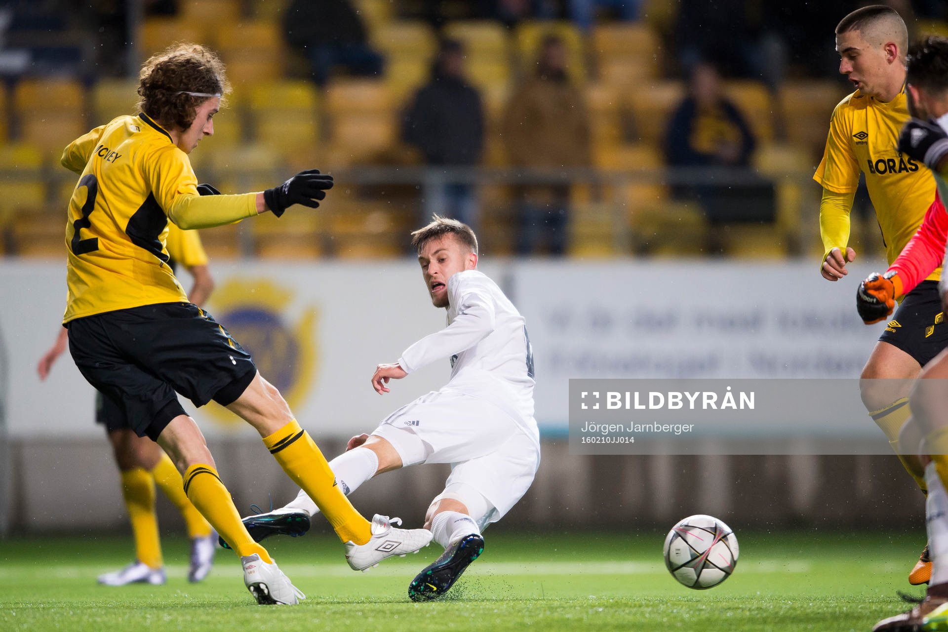 Real Madrids Álvaro Fidalgo ser Elfsborgs Christopher Mc