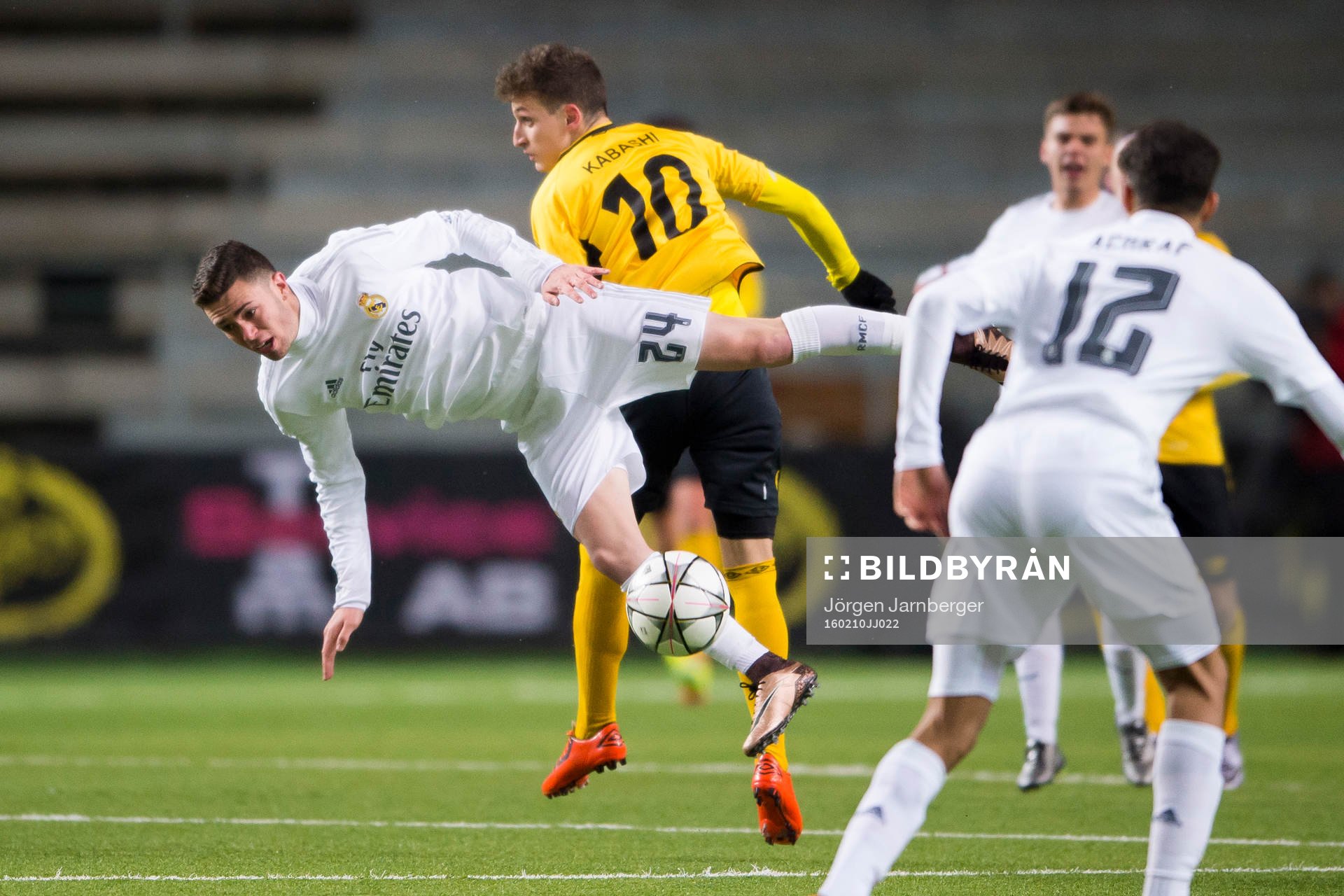 Kamp mellan Real Madrids Manuel Hernando och Elfsborgs