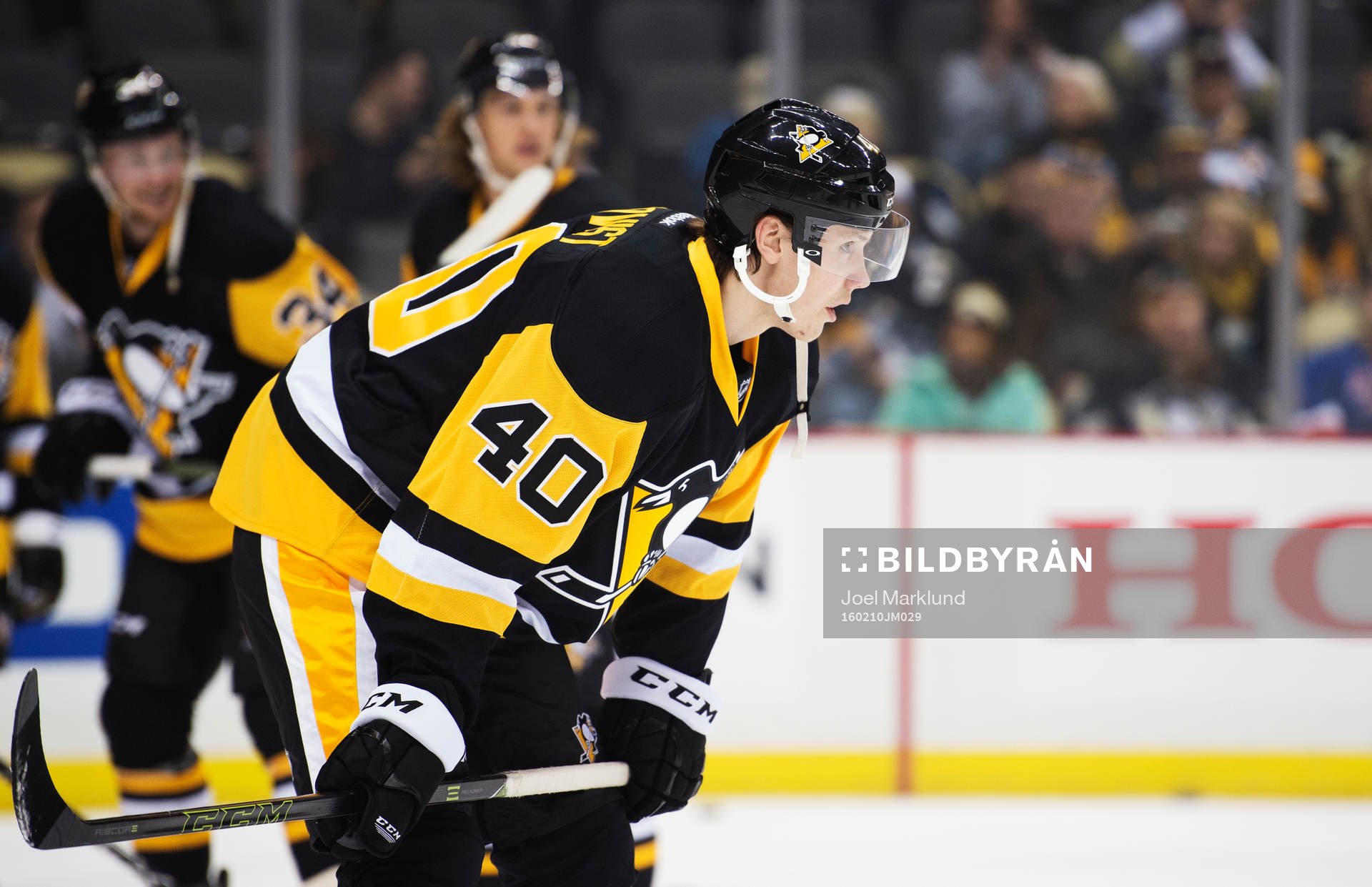 Pittsburghs Oskar Sundqvist vid uppvärmningen