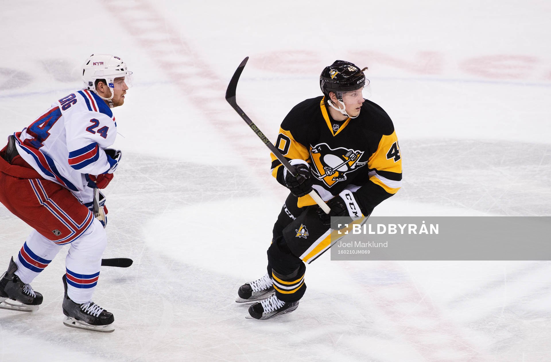 New Yorks Oscar Lindberg och Pittsburghs Oskar Sundqvist