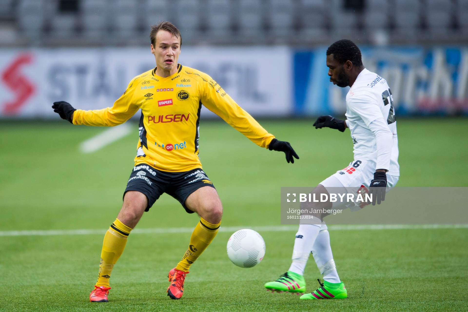 Elfsborgs Viktor Prodell och Odds Chukukama Akabueze