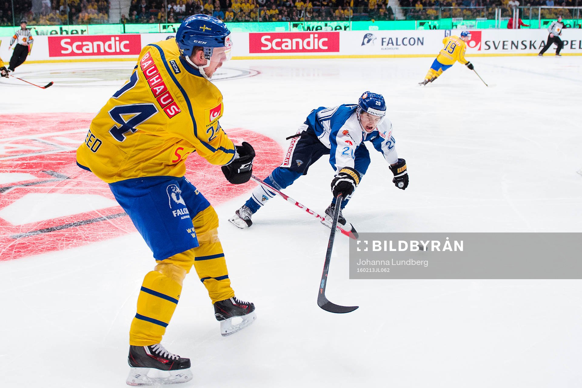 Sveriges Tim Heed och Finlands Sebastian Aho